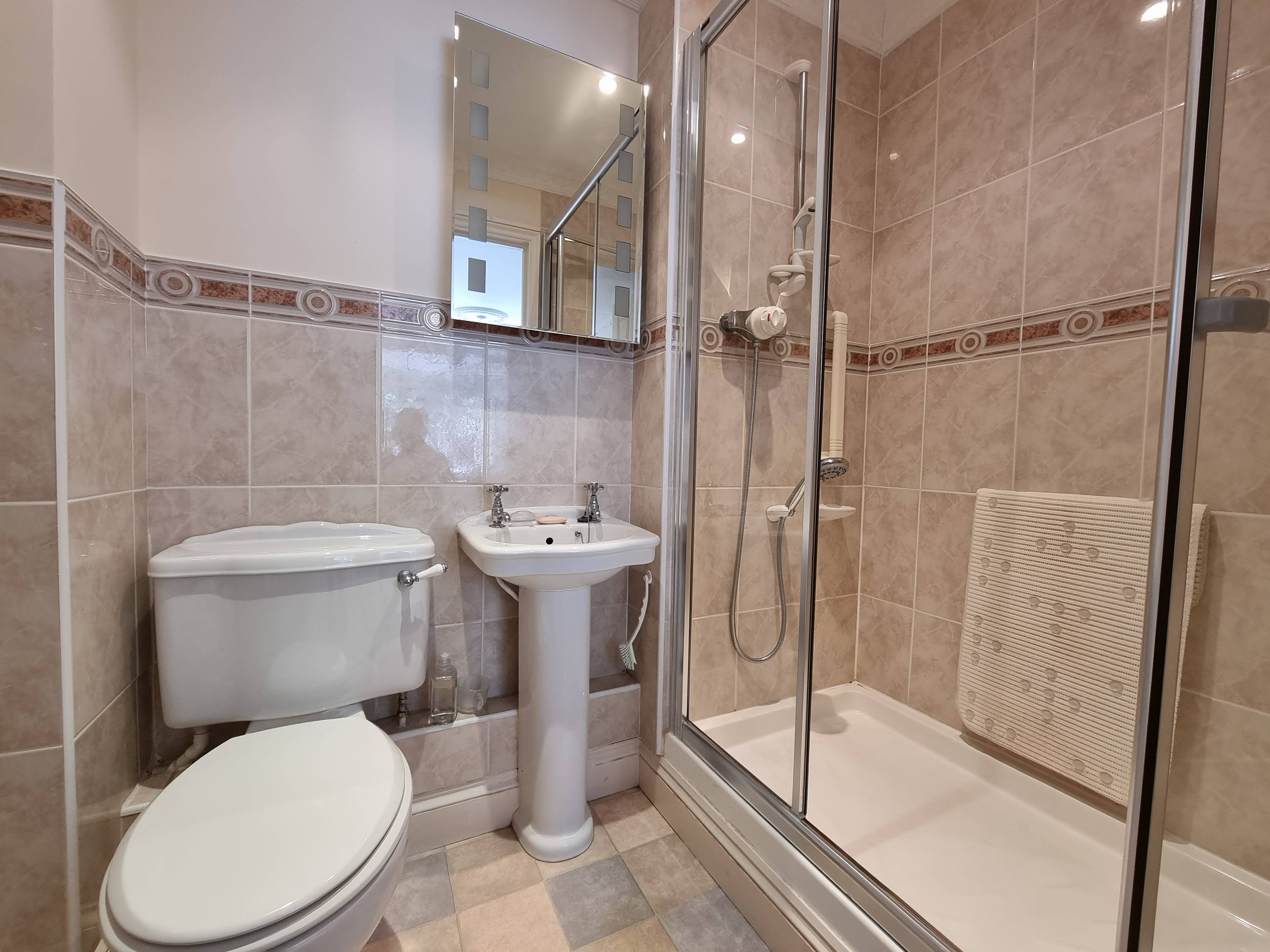 Master En-suite