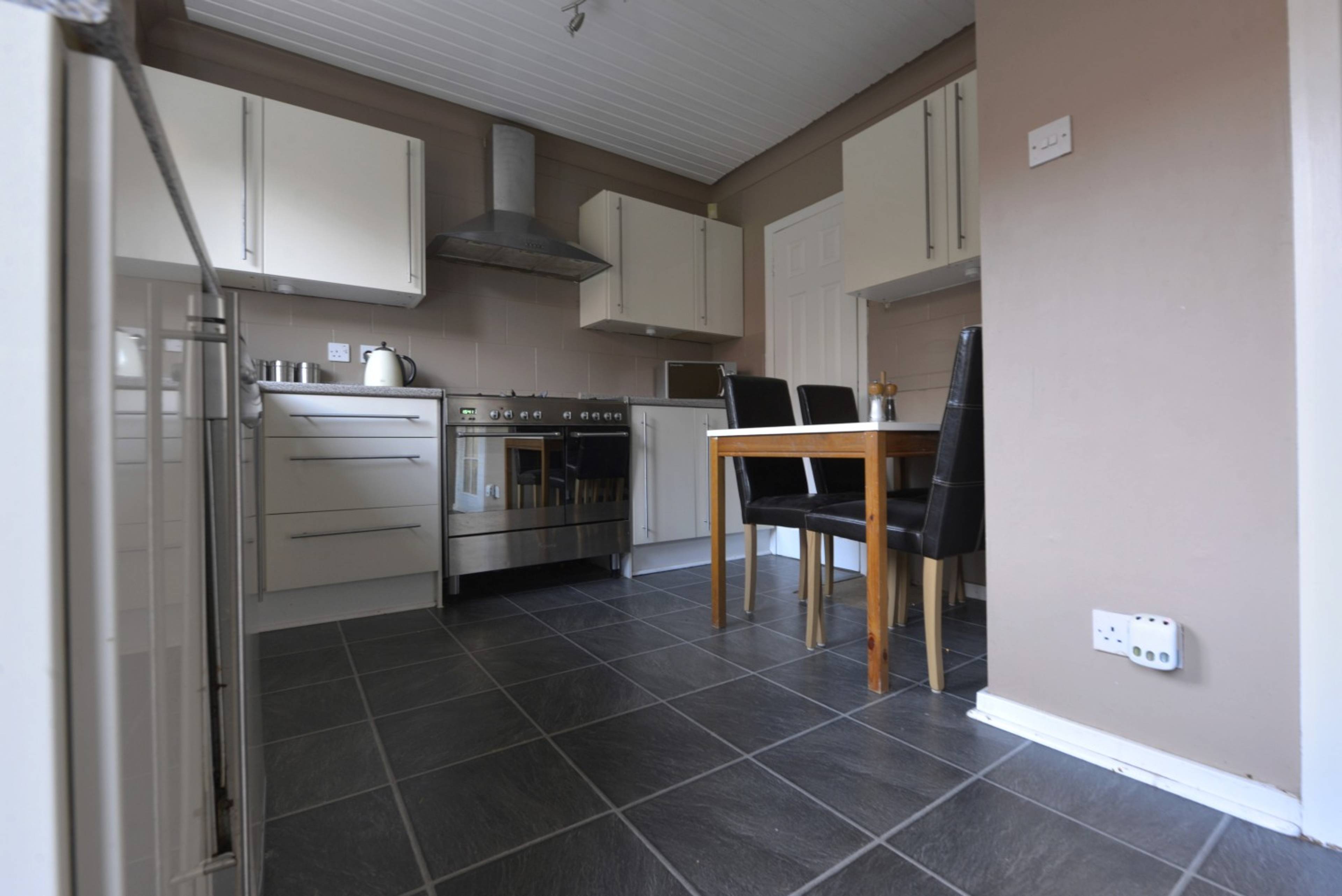 Kitchen / Breakfast