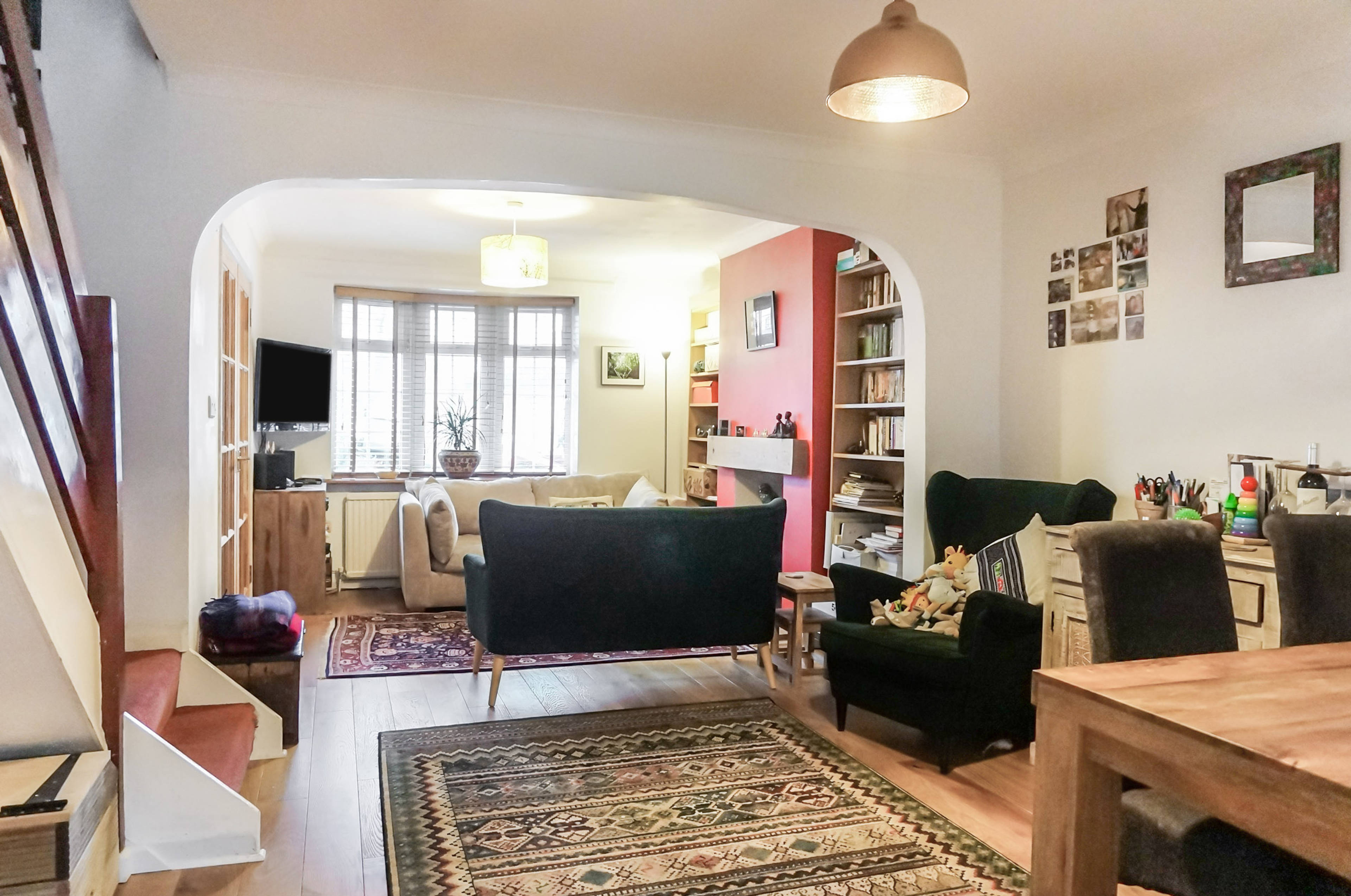 Lounge/Dining Room