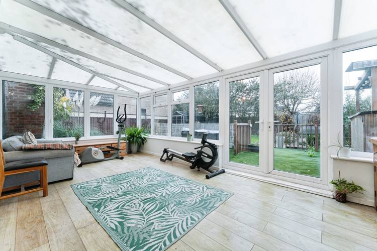 3 bedroom semi-detached house