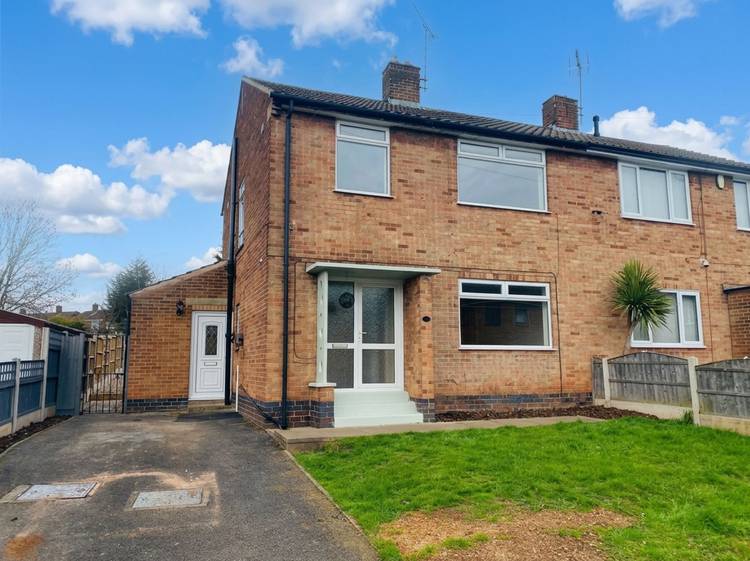 3 bedroom semi-detached house