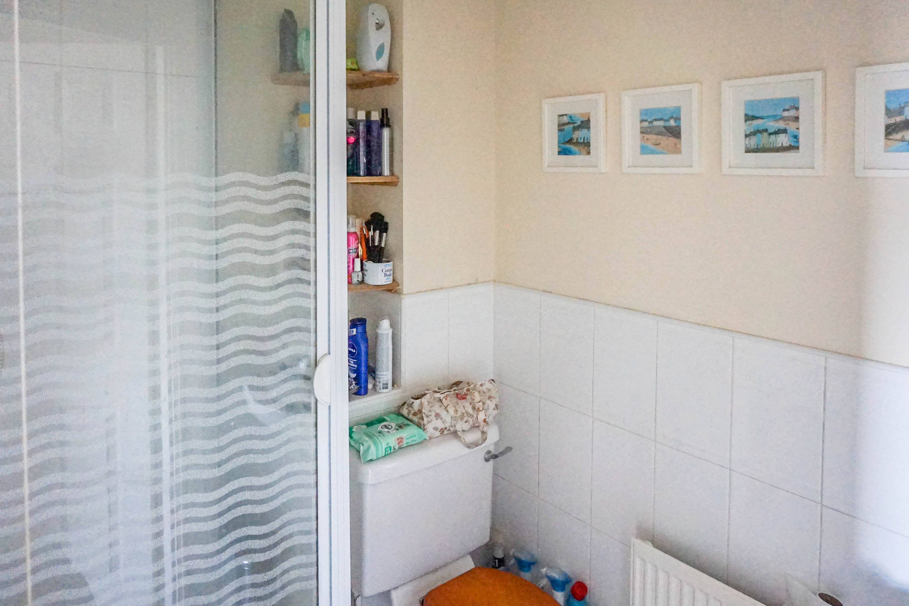 Master En-suite