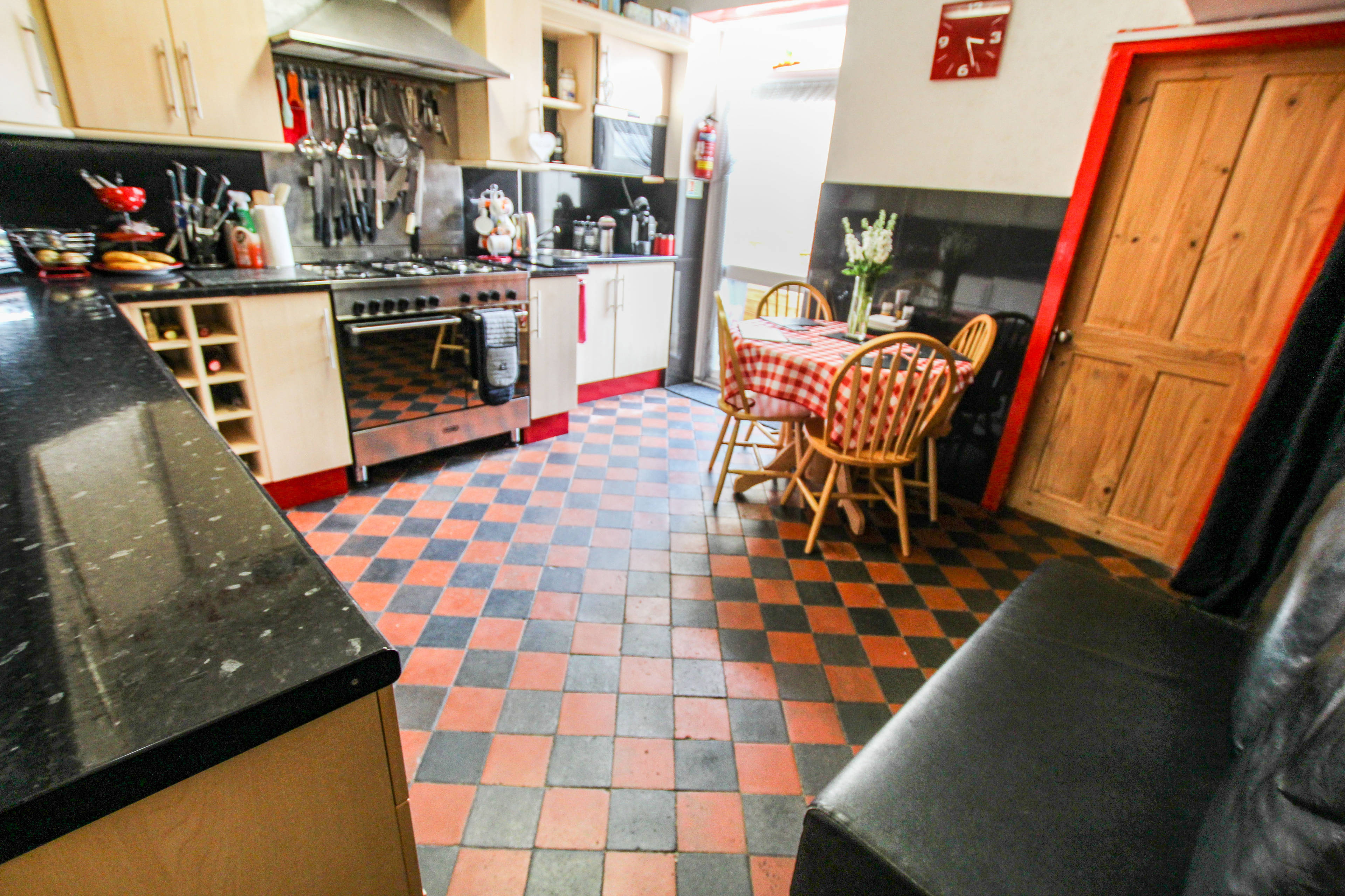 Kitchen/Dining Room