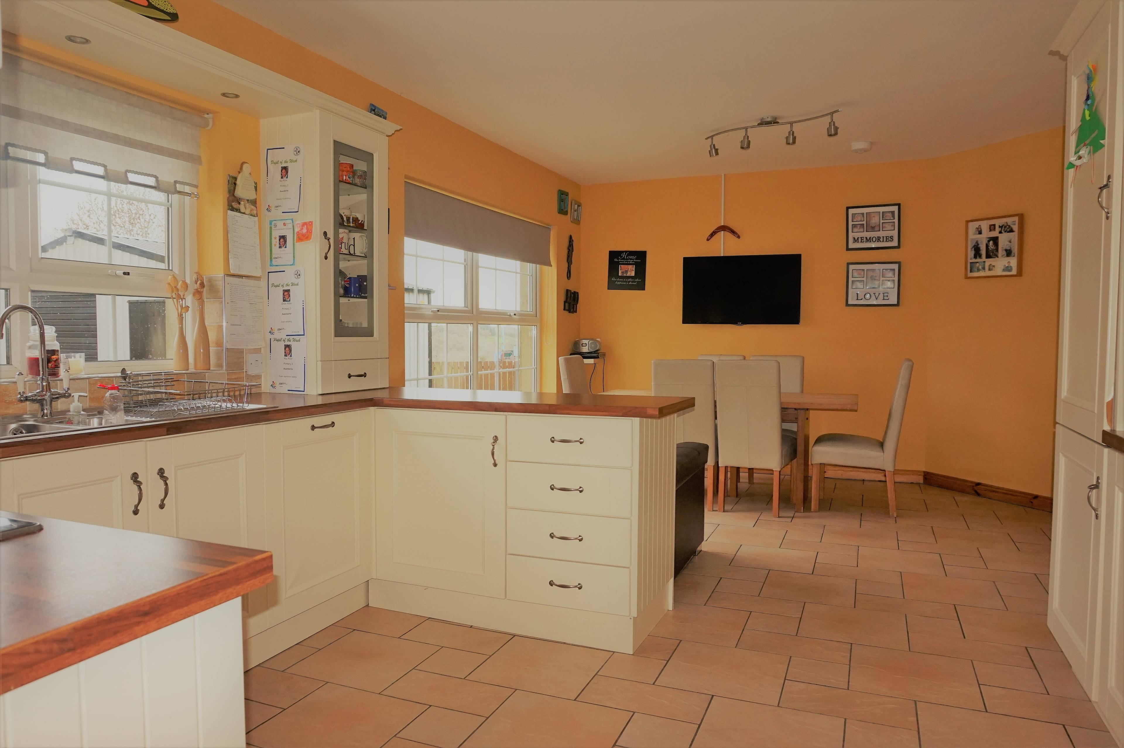Kitchen / Diner