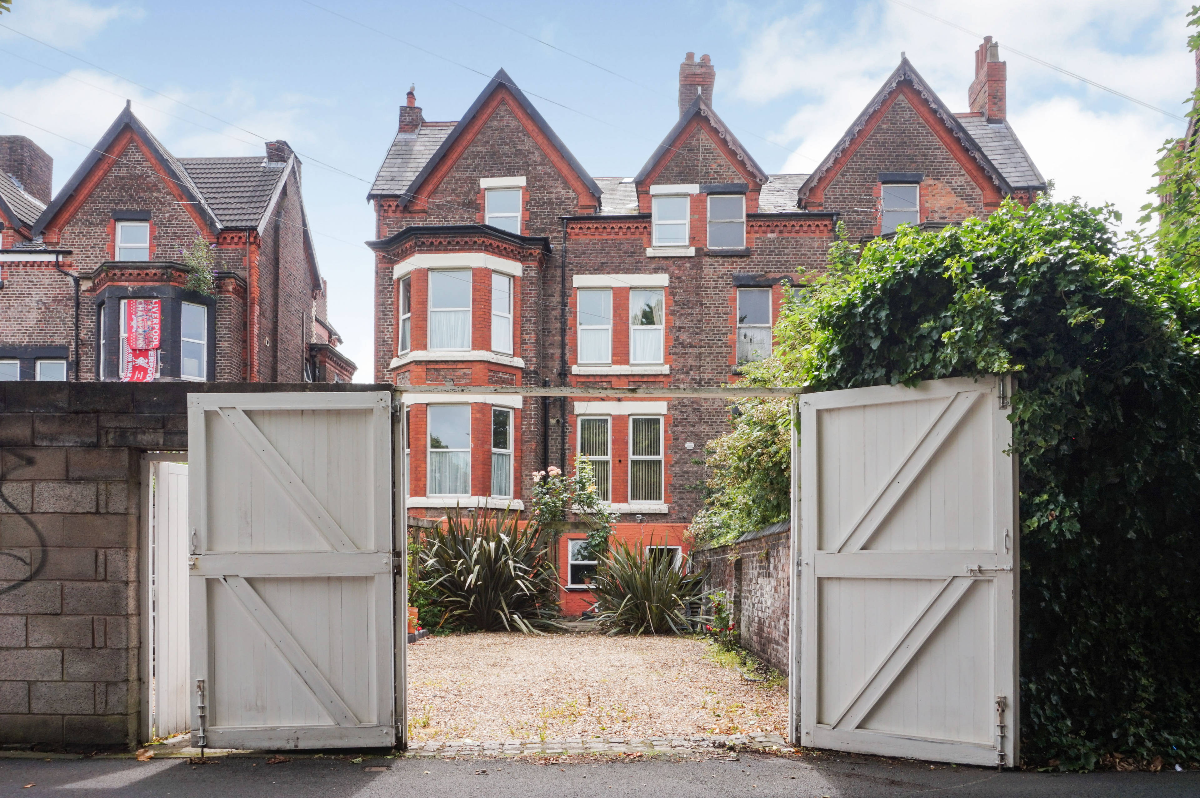 Gated Driveway