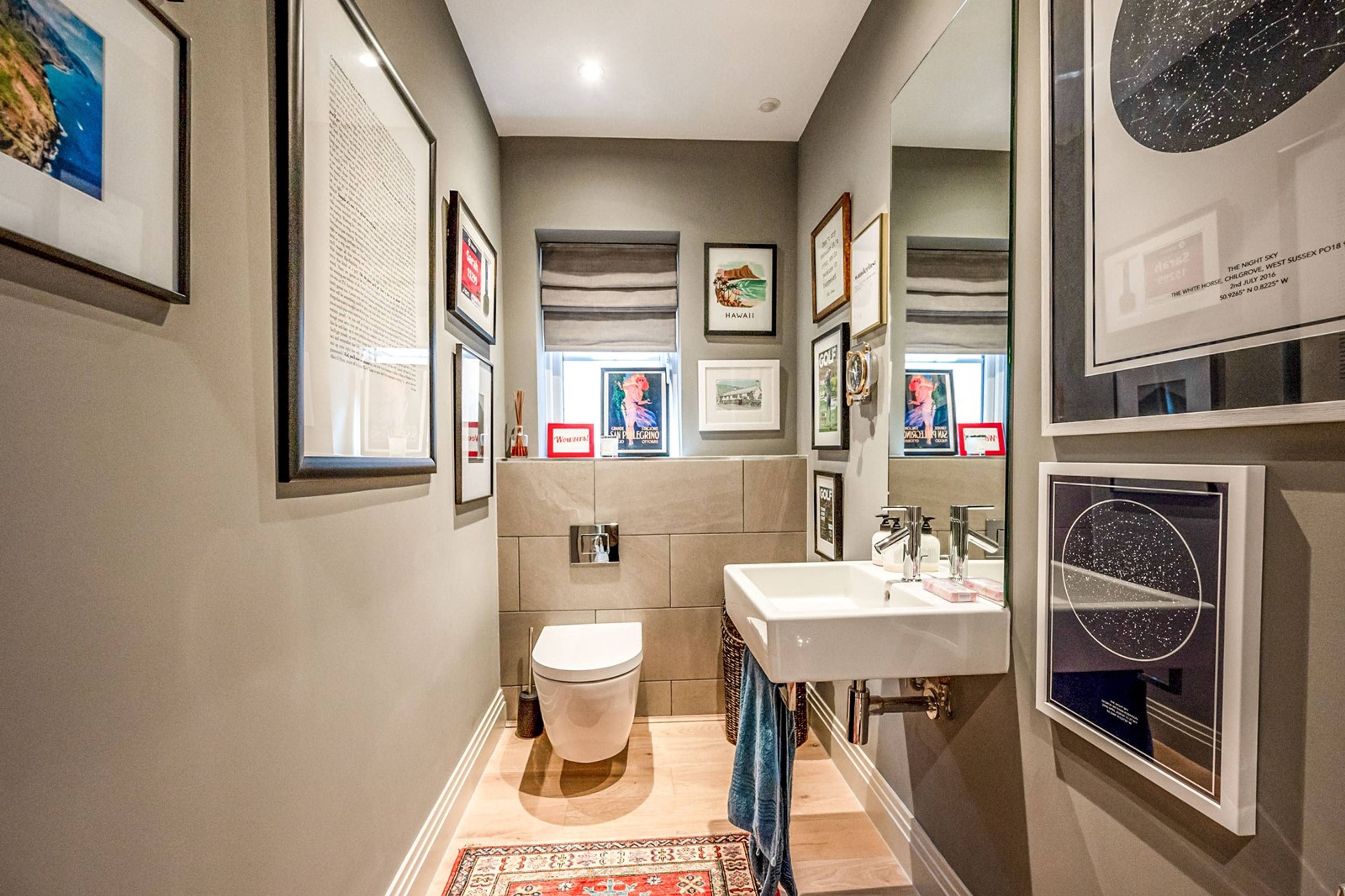 Cloak Room