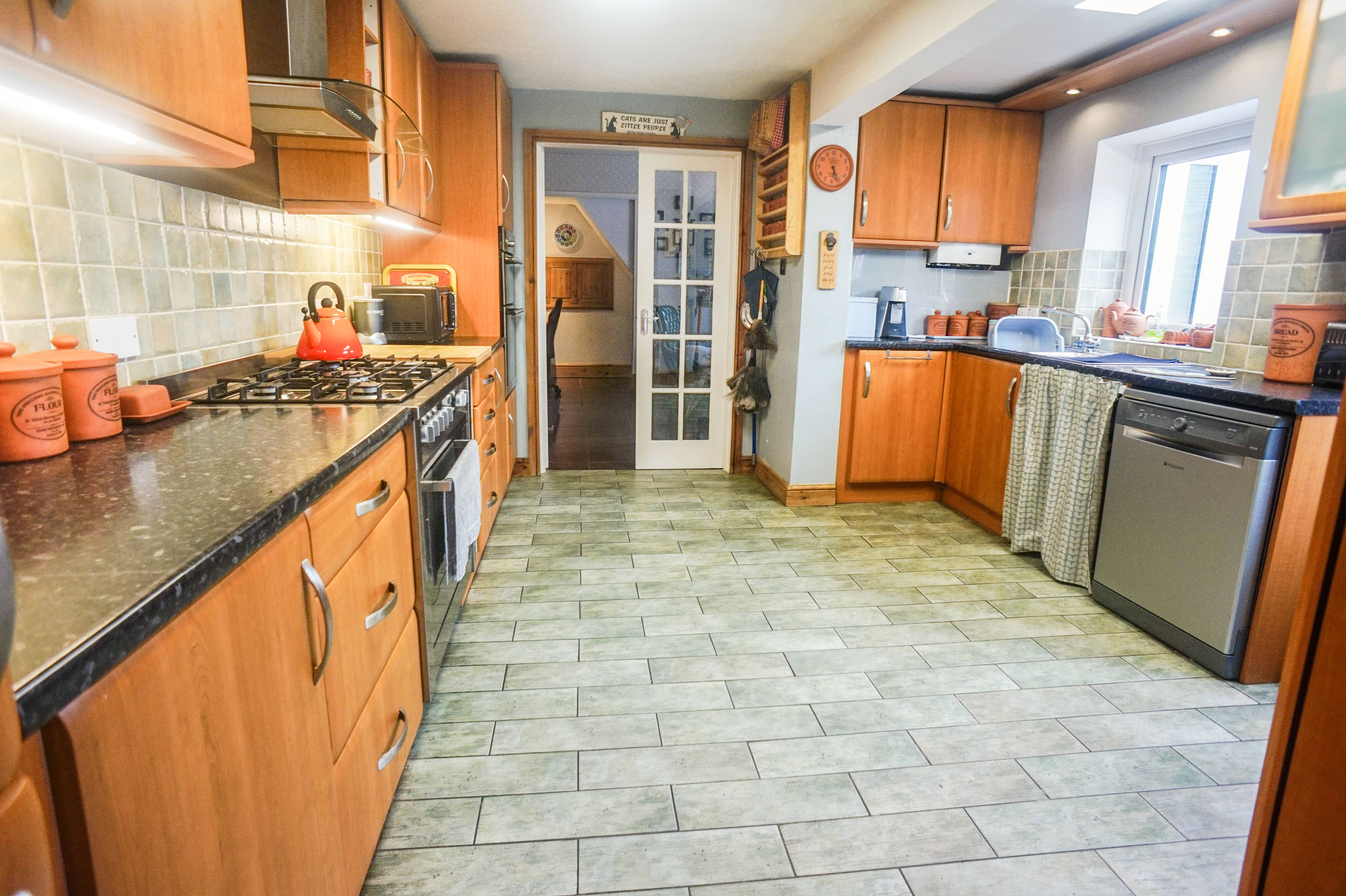 Kitchen/Breakfast