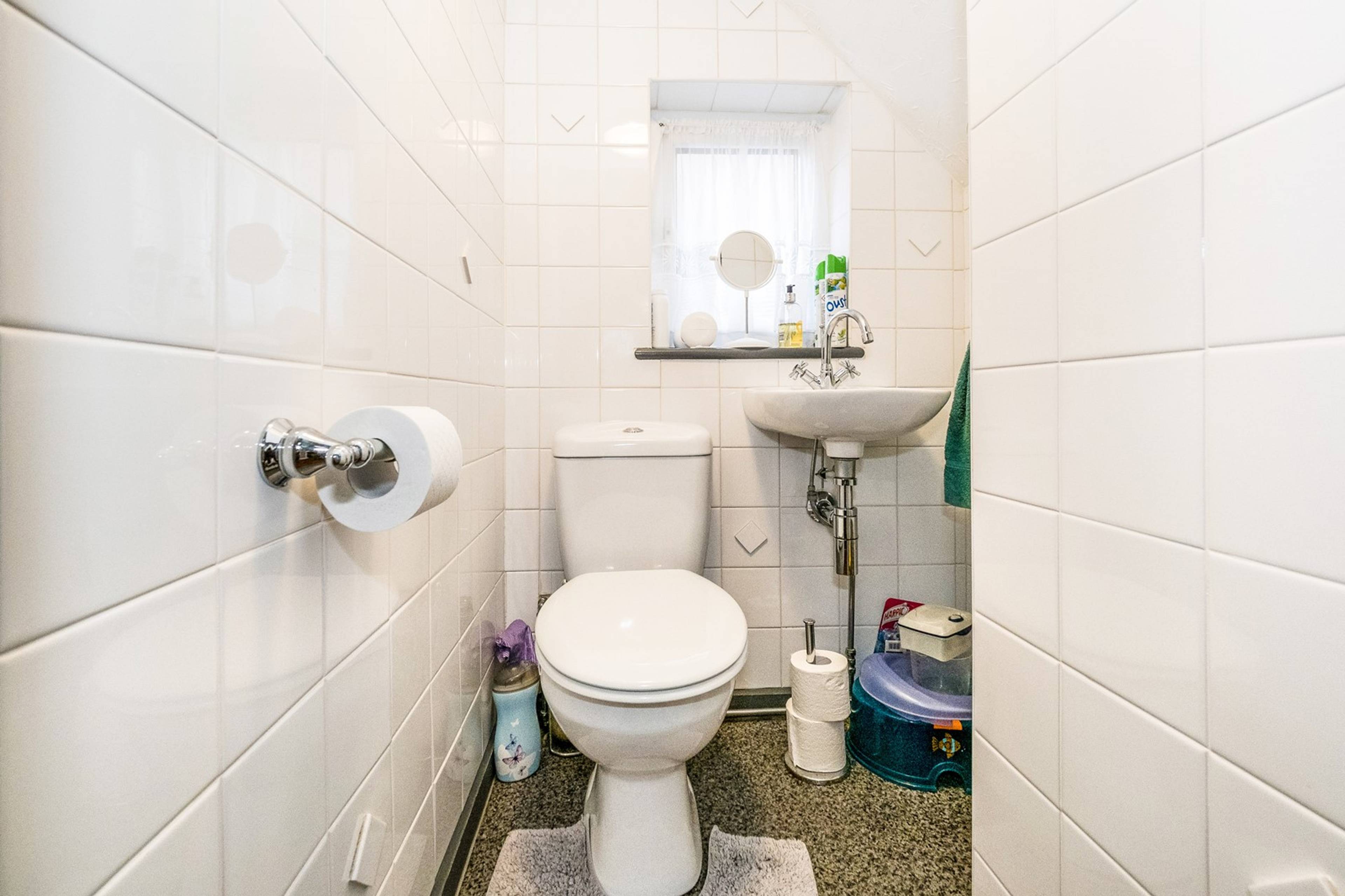 Downstairs Cloakroom