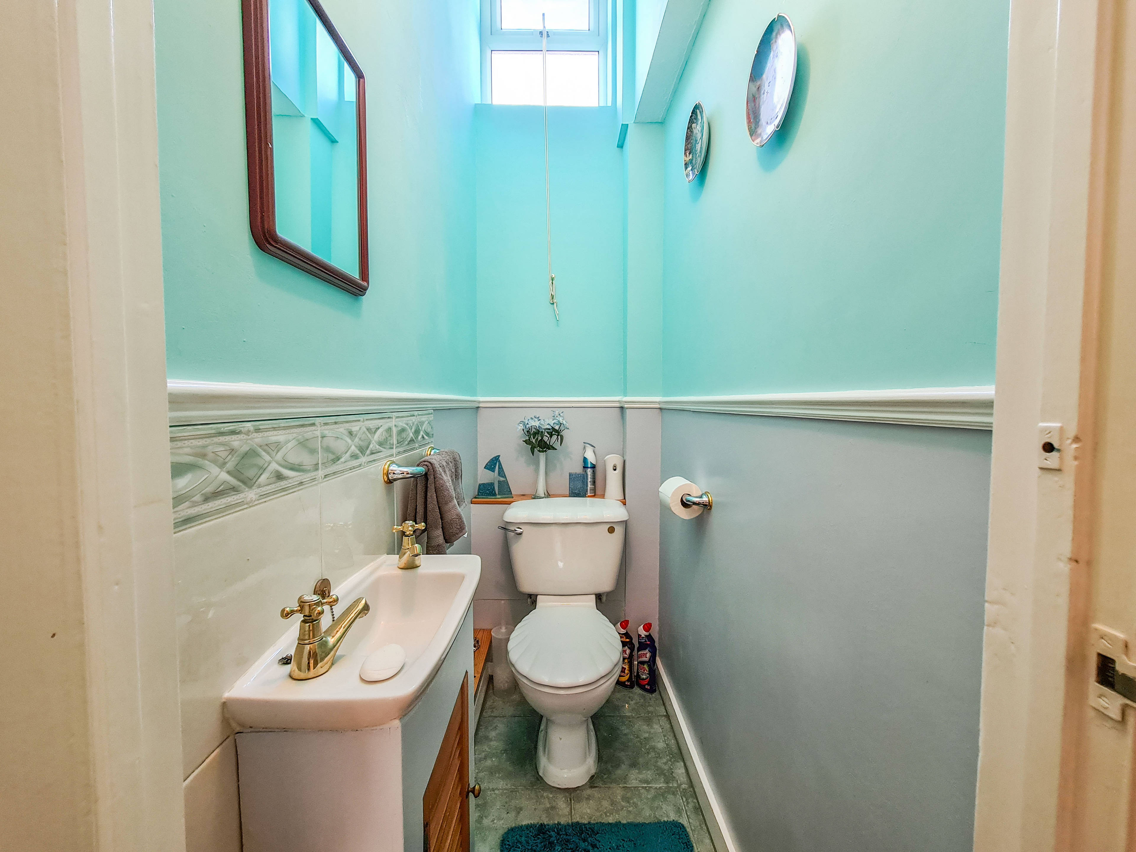 Cloak Room