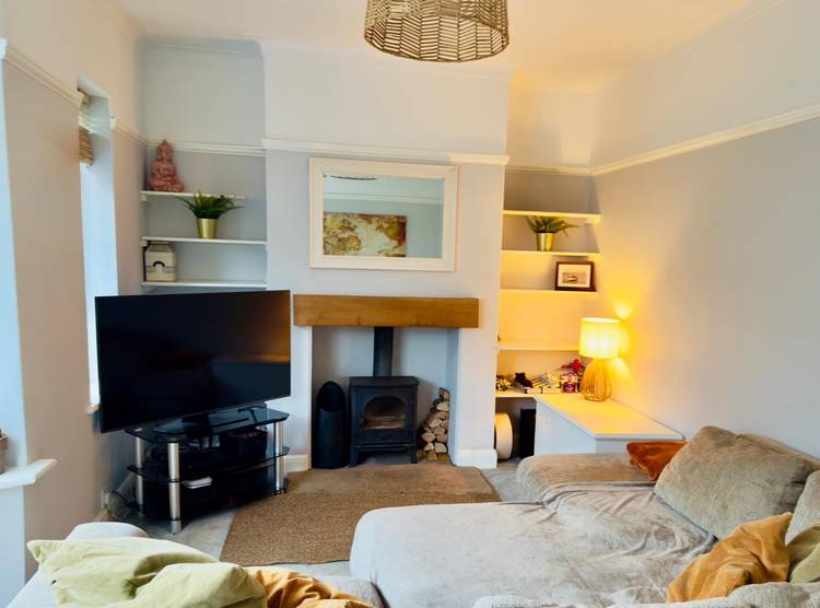 2 bedroom semi-detached house