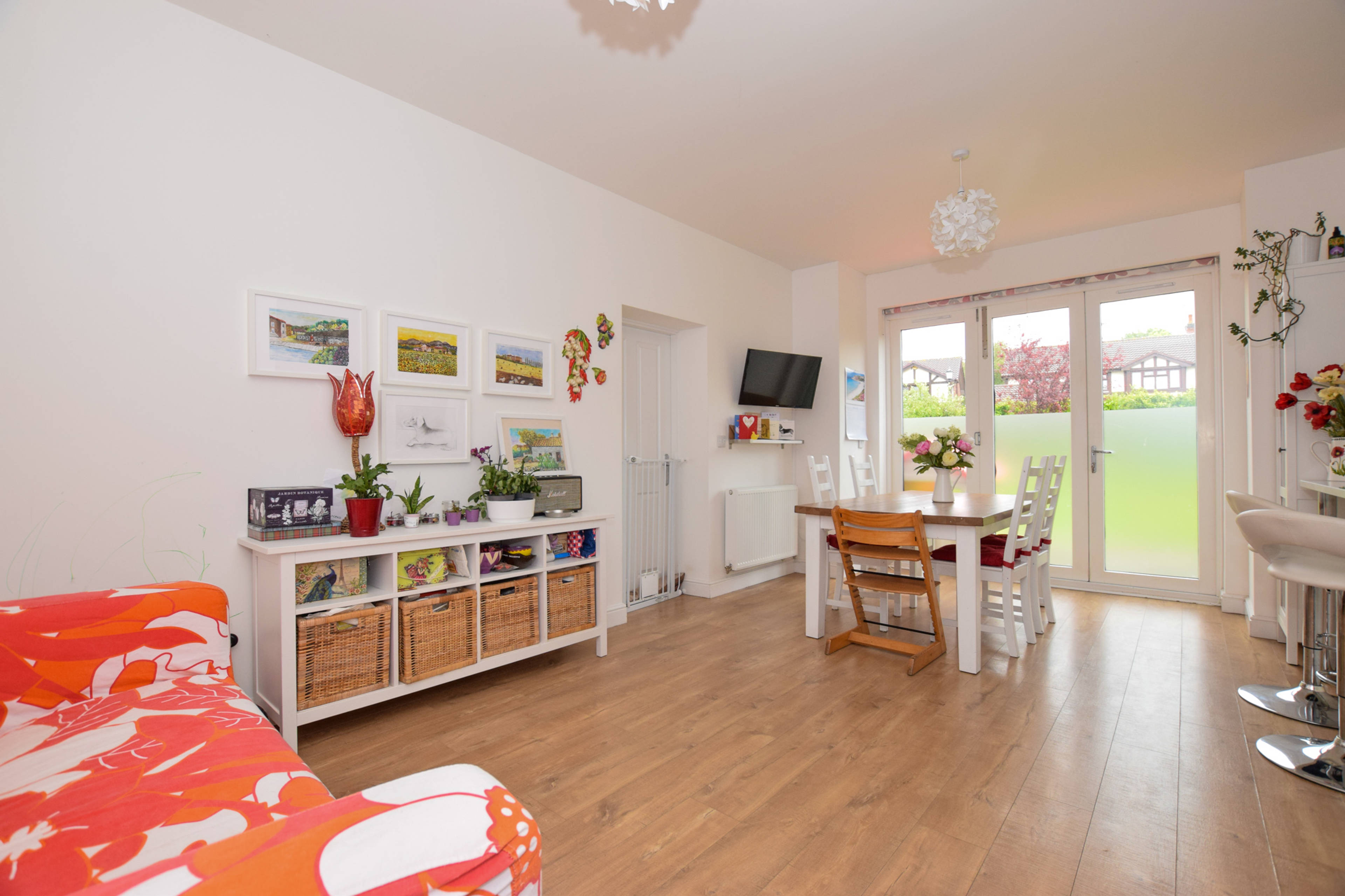 Kitchen/Dining Room