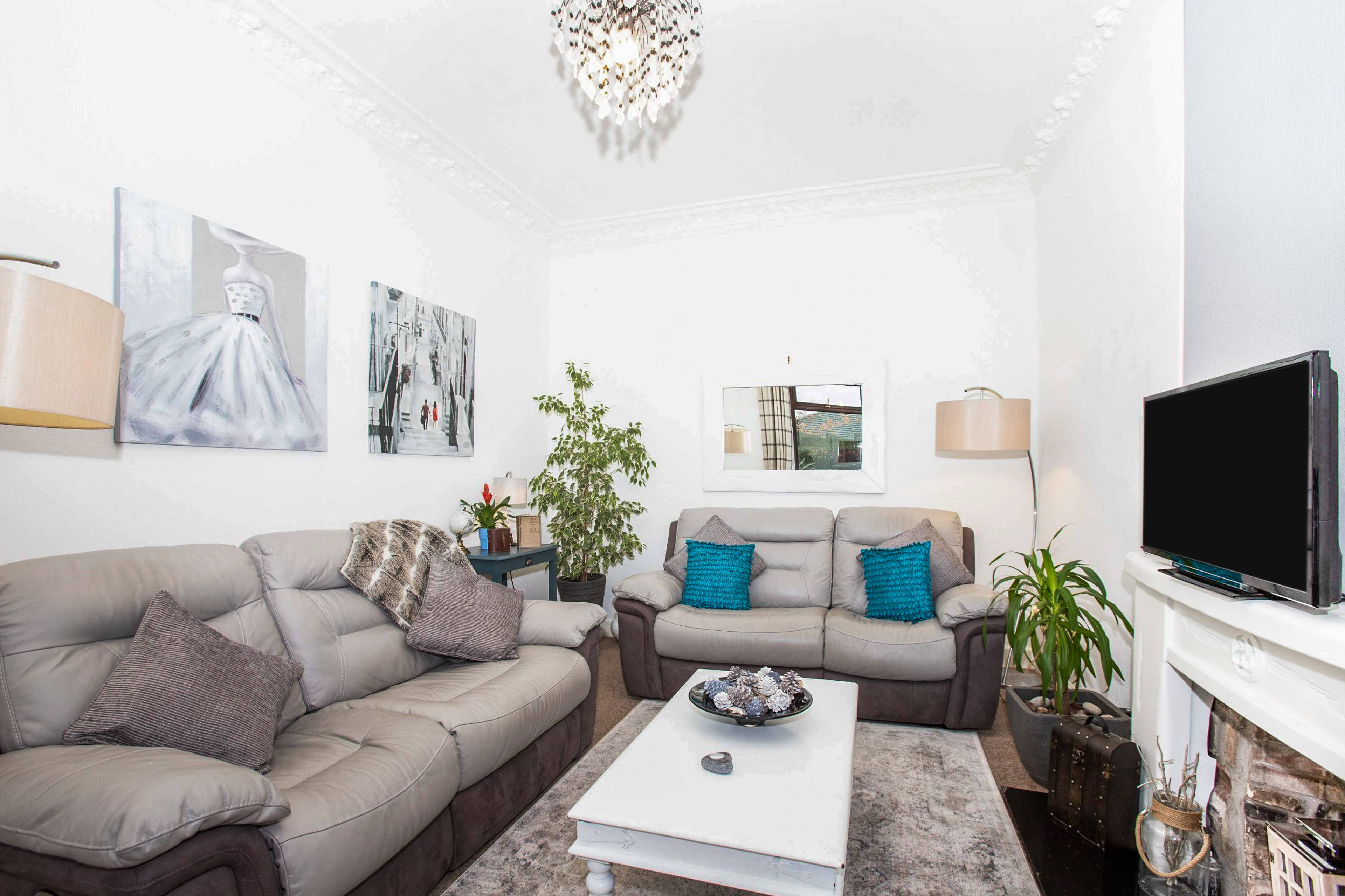 Bedroom/Lounge