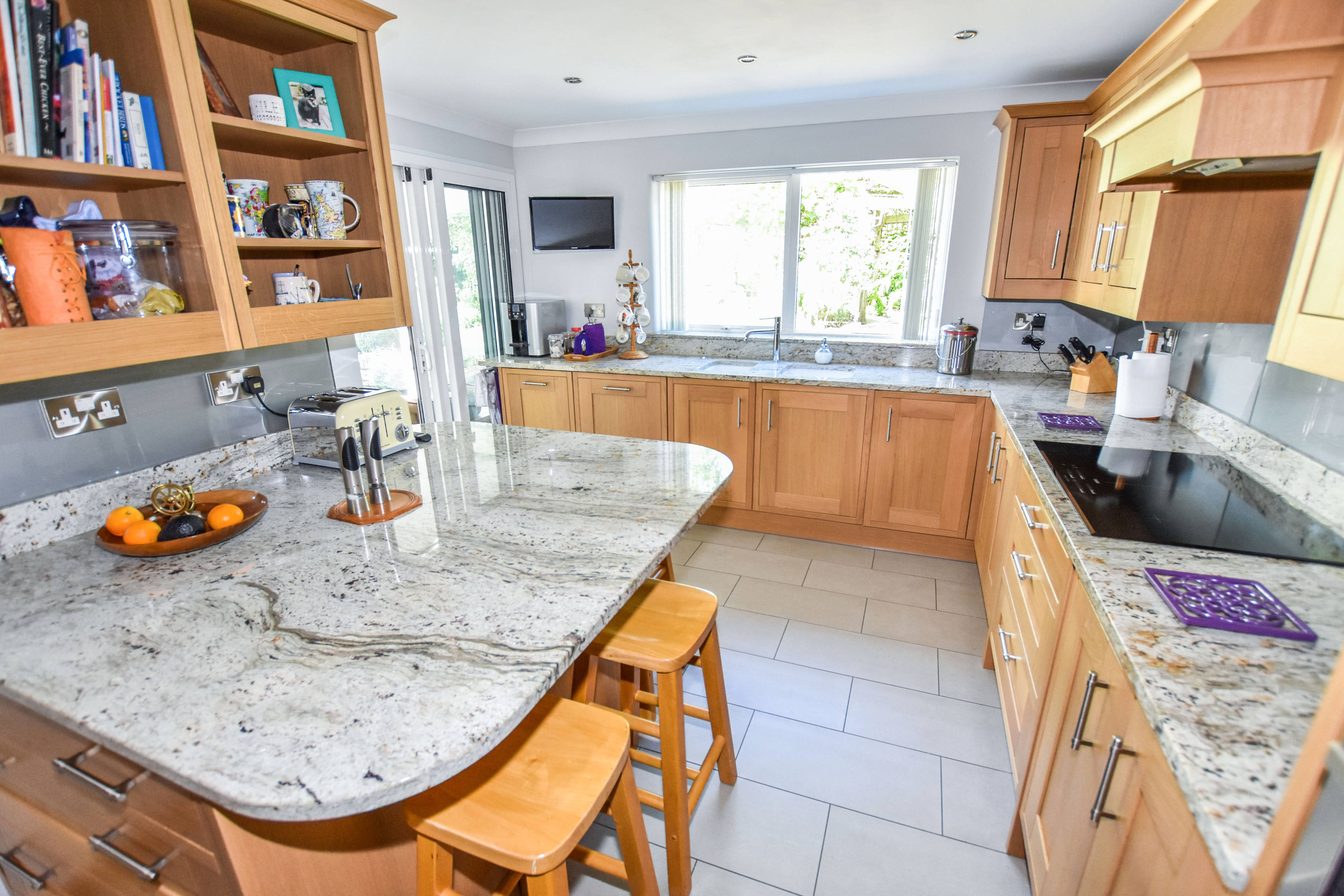 Kitchen/Breakfast