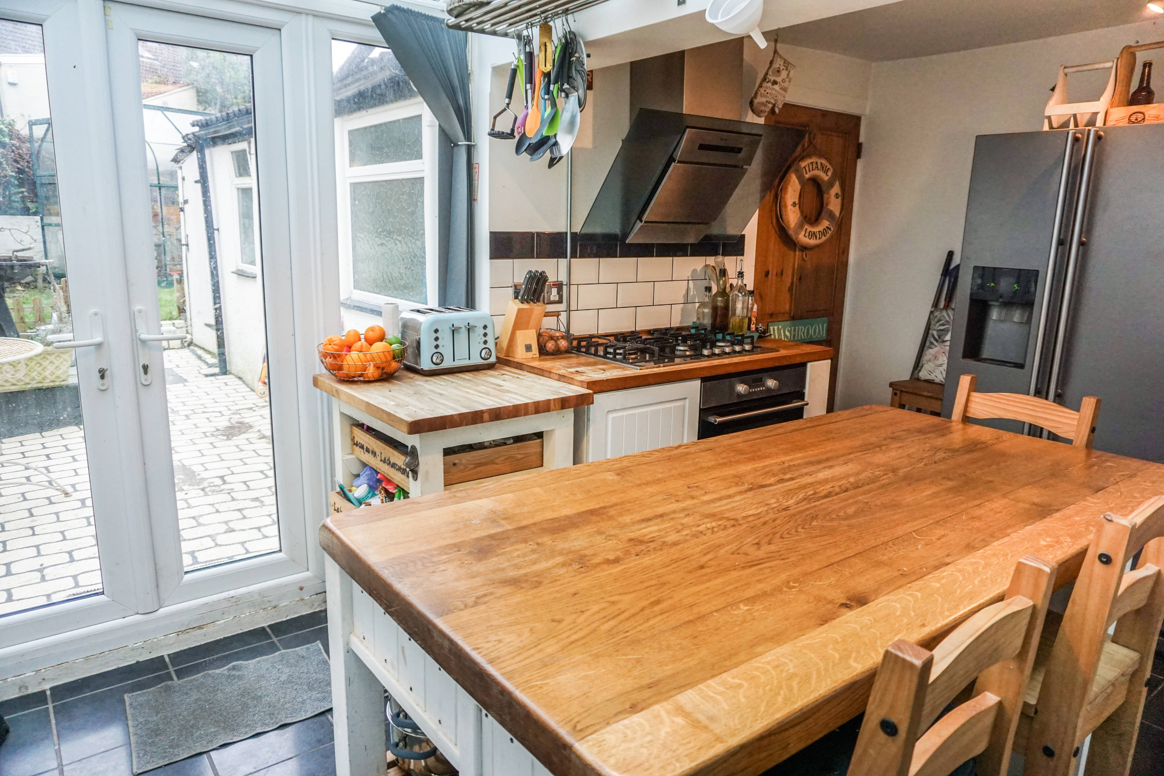 Kitchen/Breakfast
