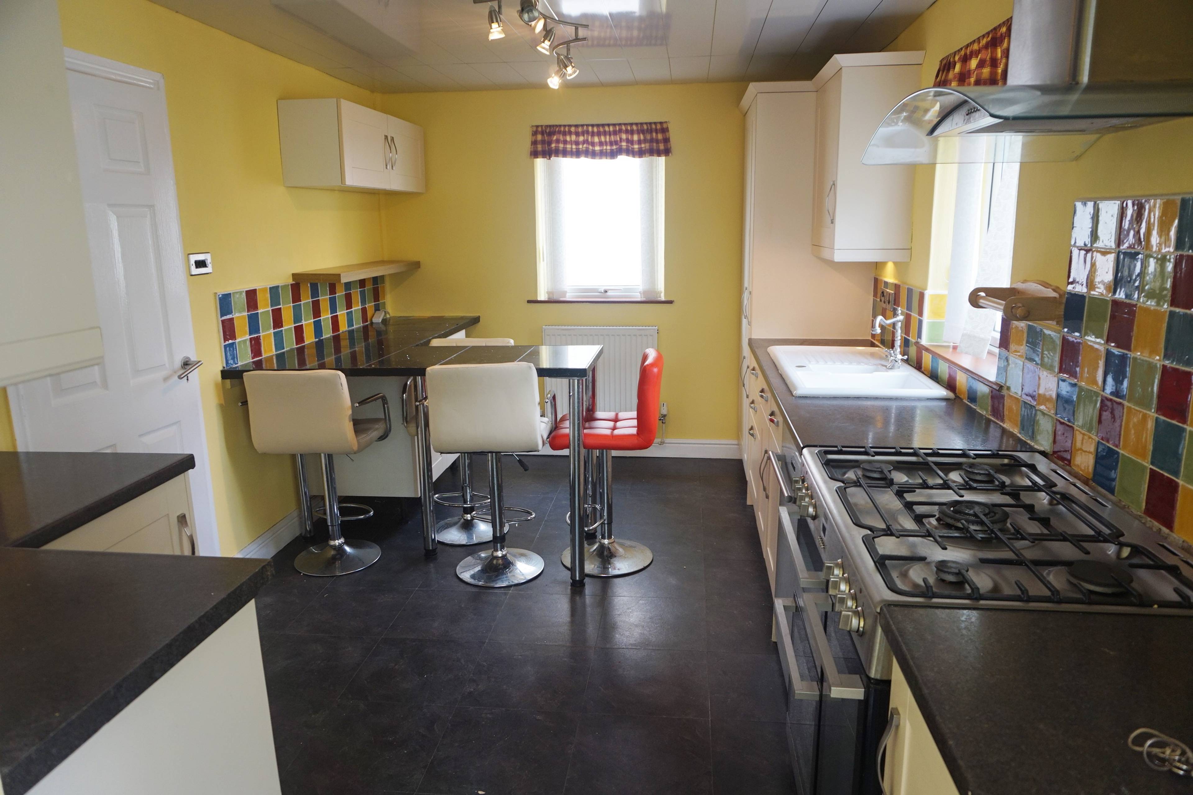 Kitchen / Breakfast