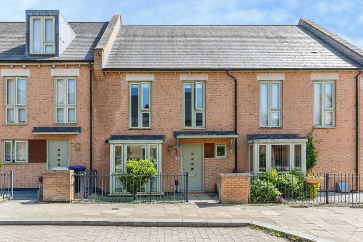 3 bedroom terraced house