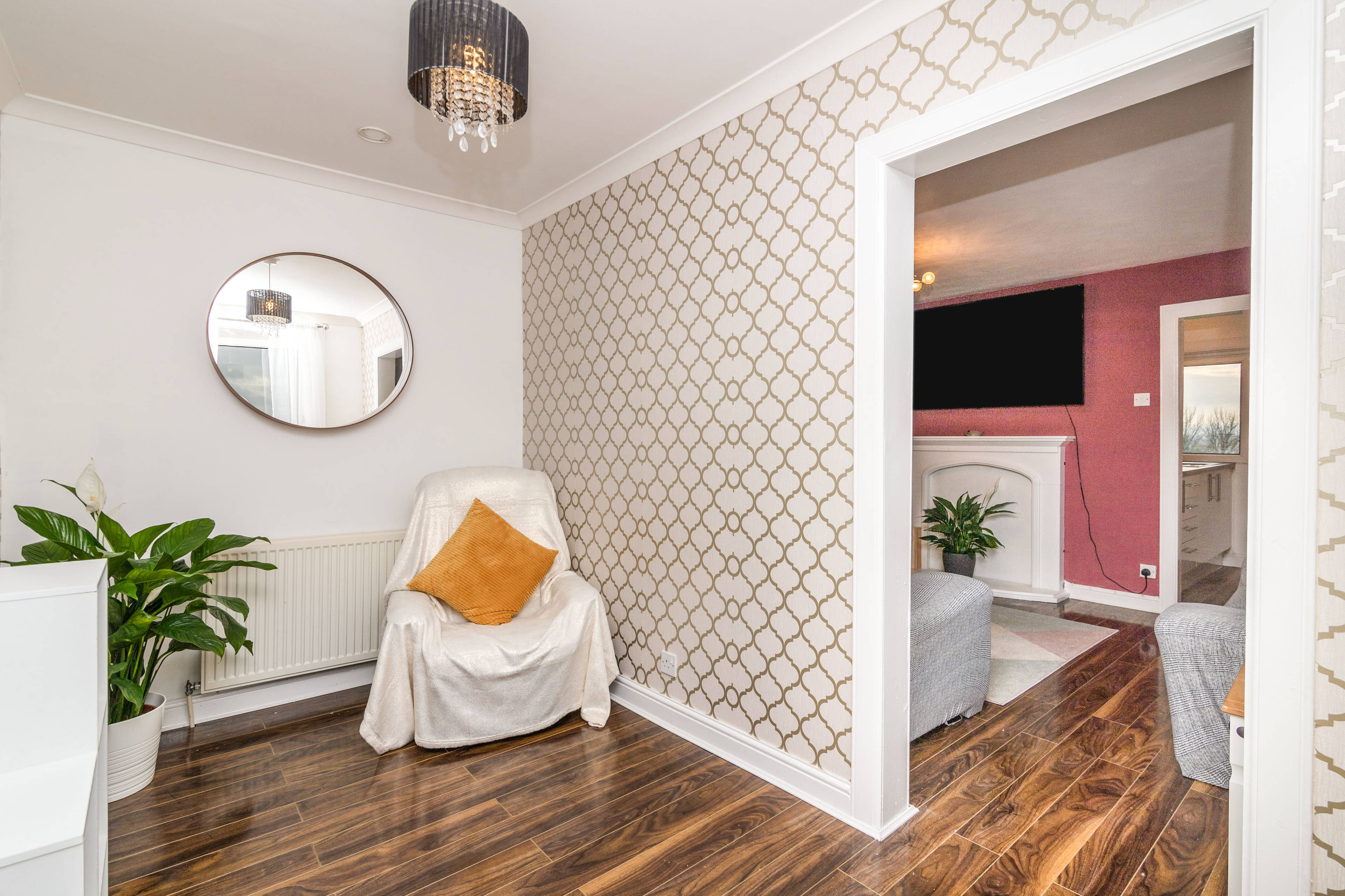 Bed 3 / Dining Room