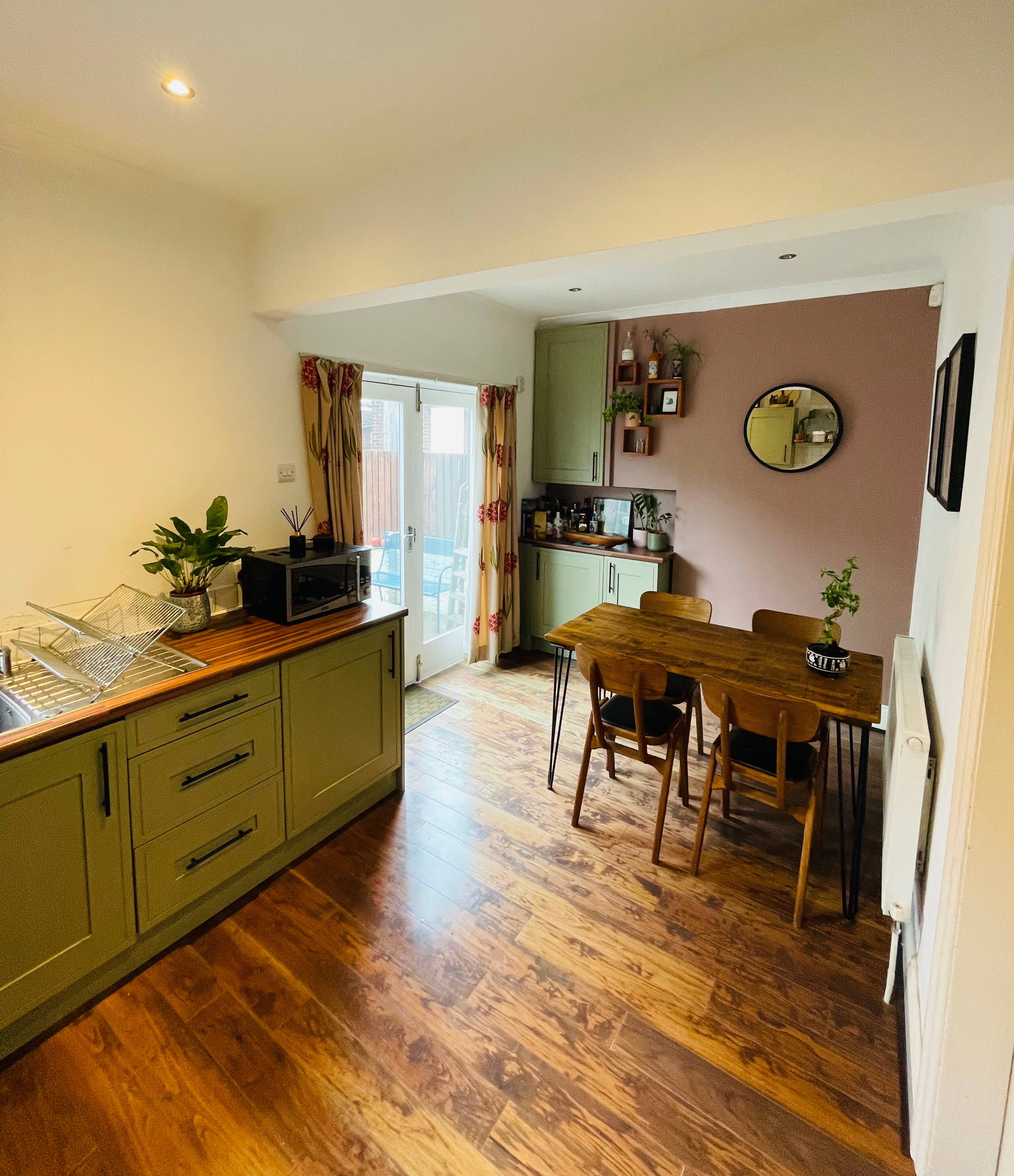 Kitchen/Dining Room