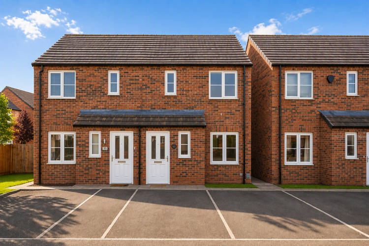 2 bedroom semi-detached house