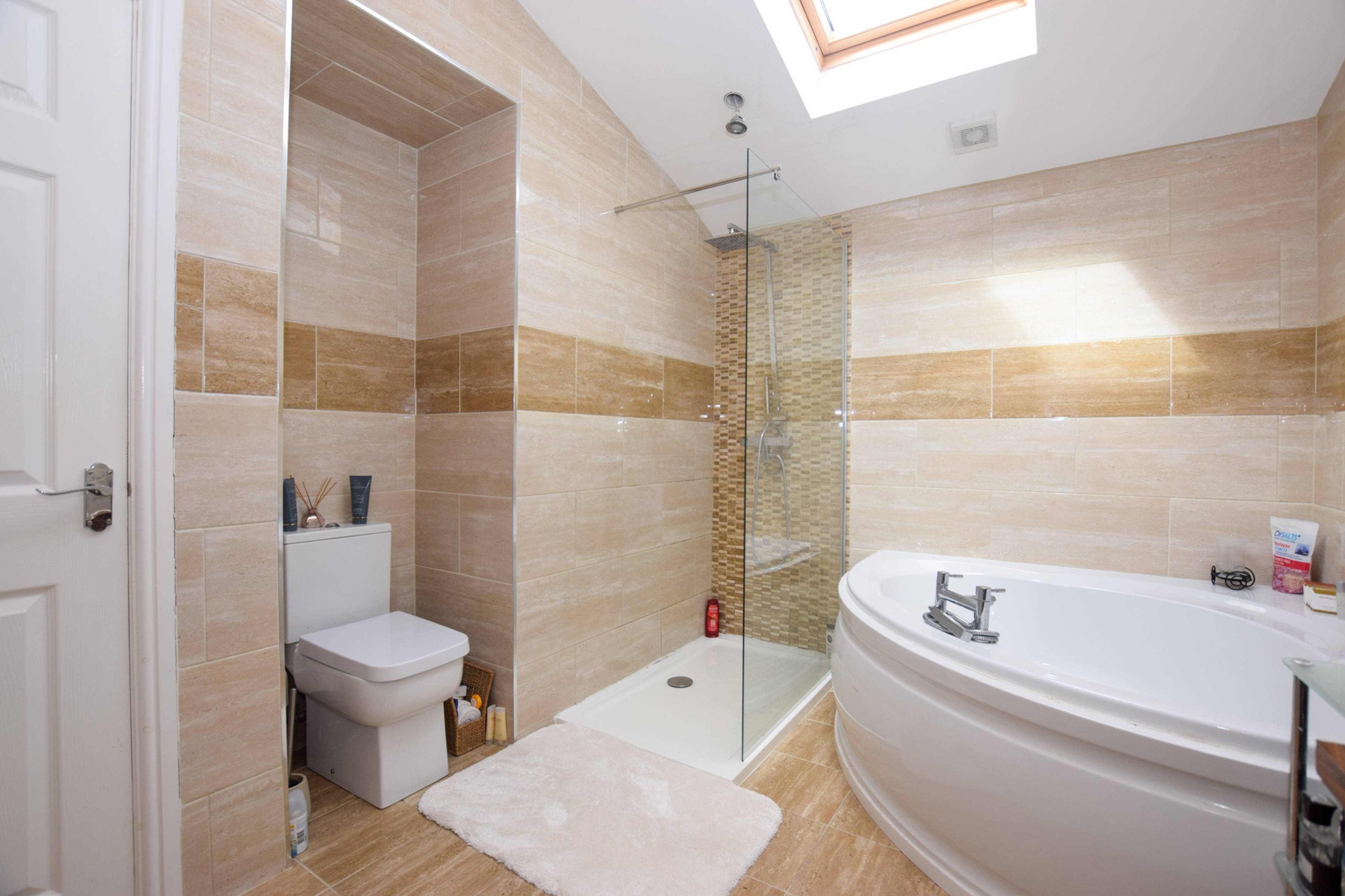 Master En-suite