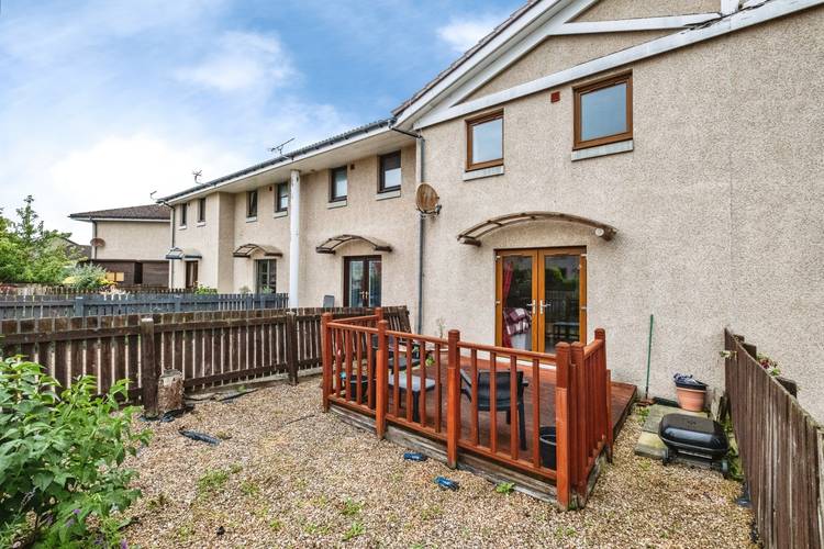 2 bedroom terraced house