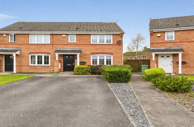 3 bedroom semi-detached house
