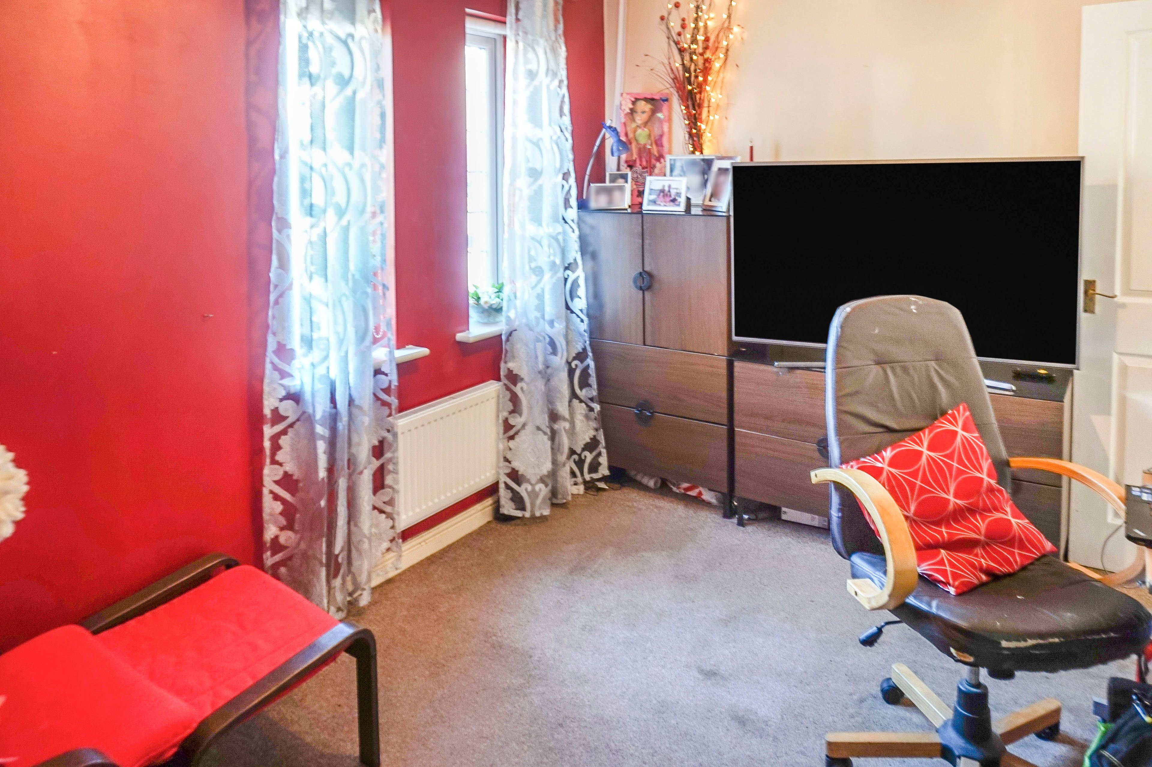 Reception/Bedroom