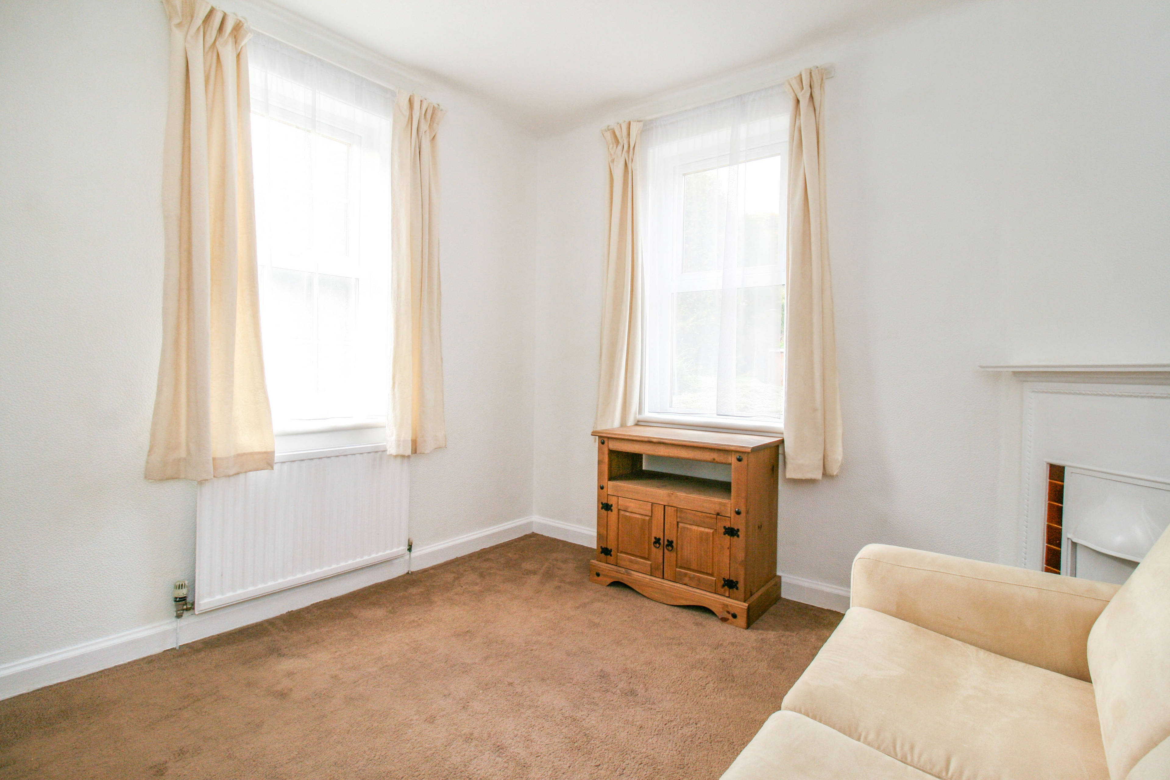 Reception/Bedroom