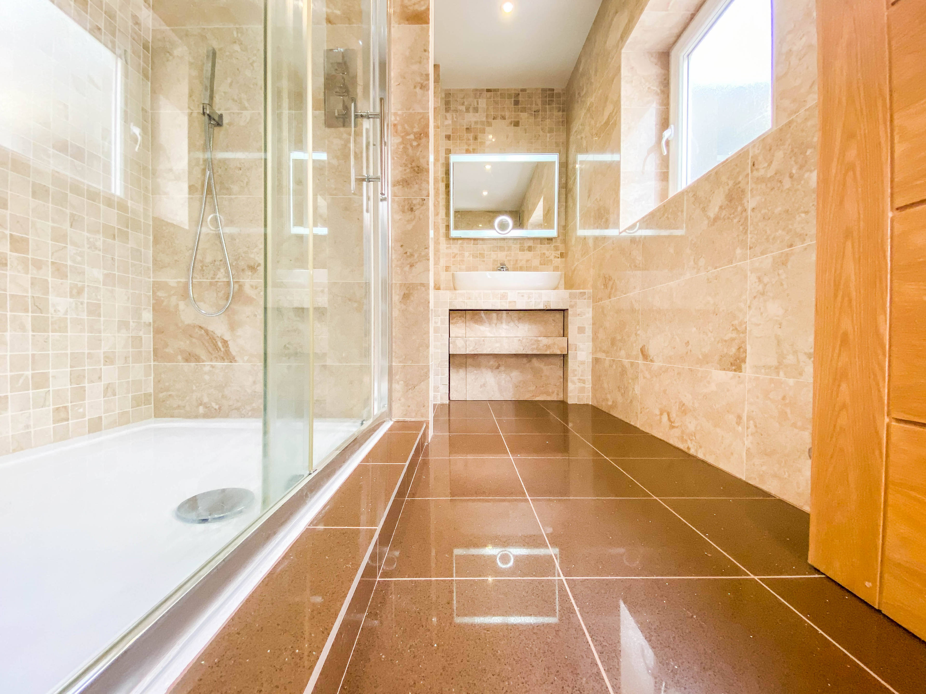 Master En-suite