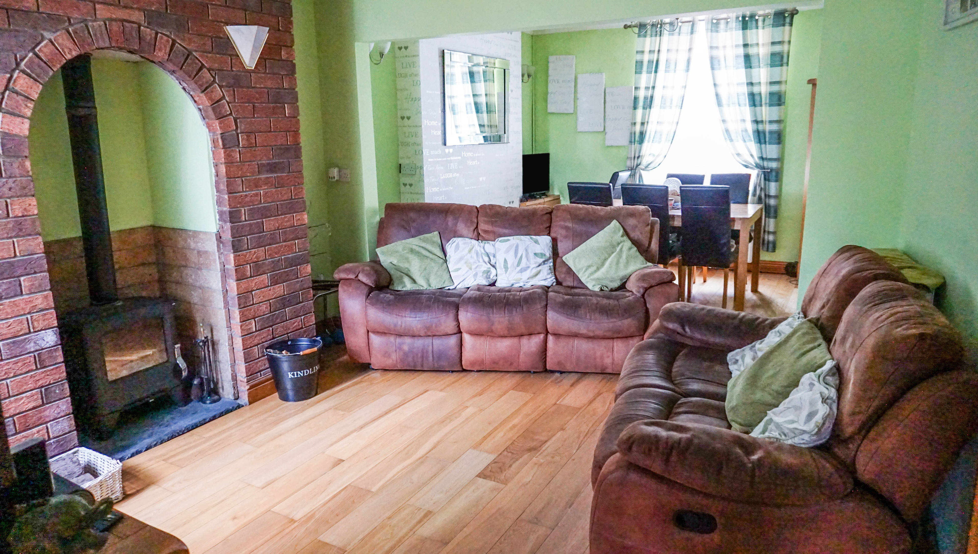 Lounge/Dining Room