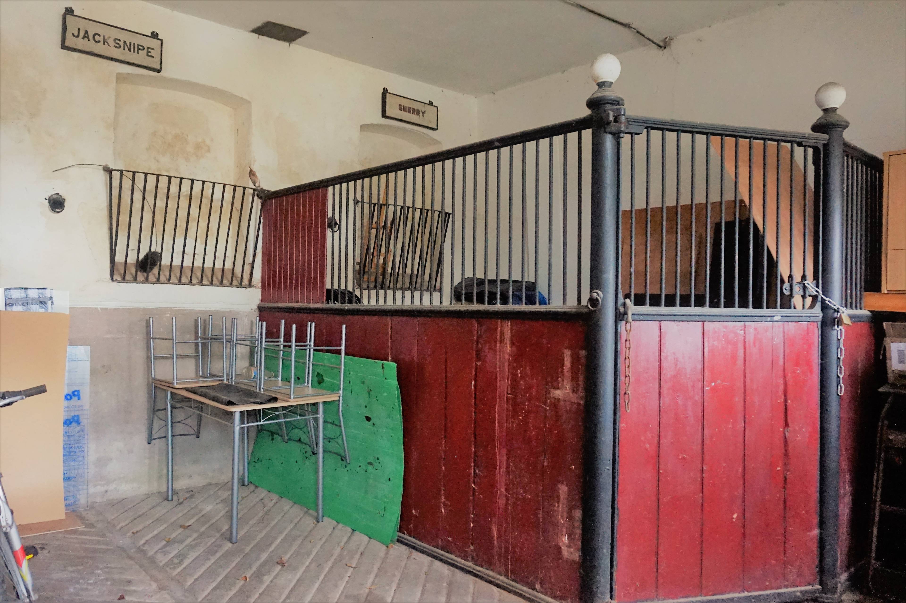 Stable