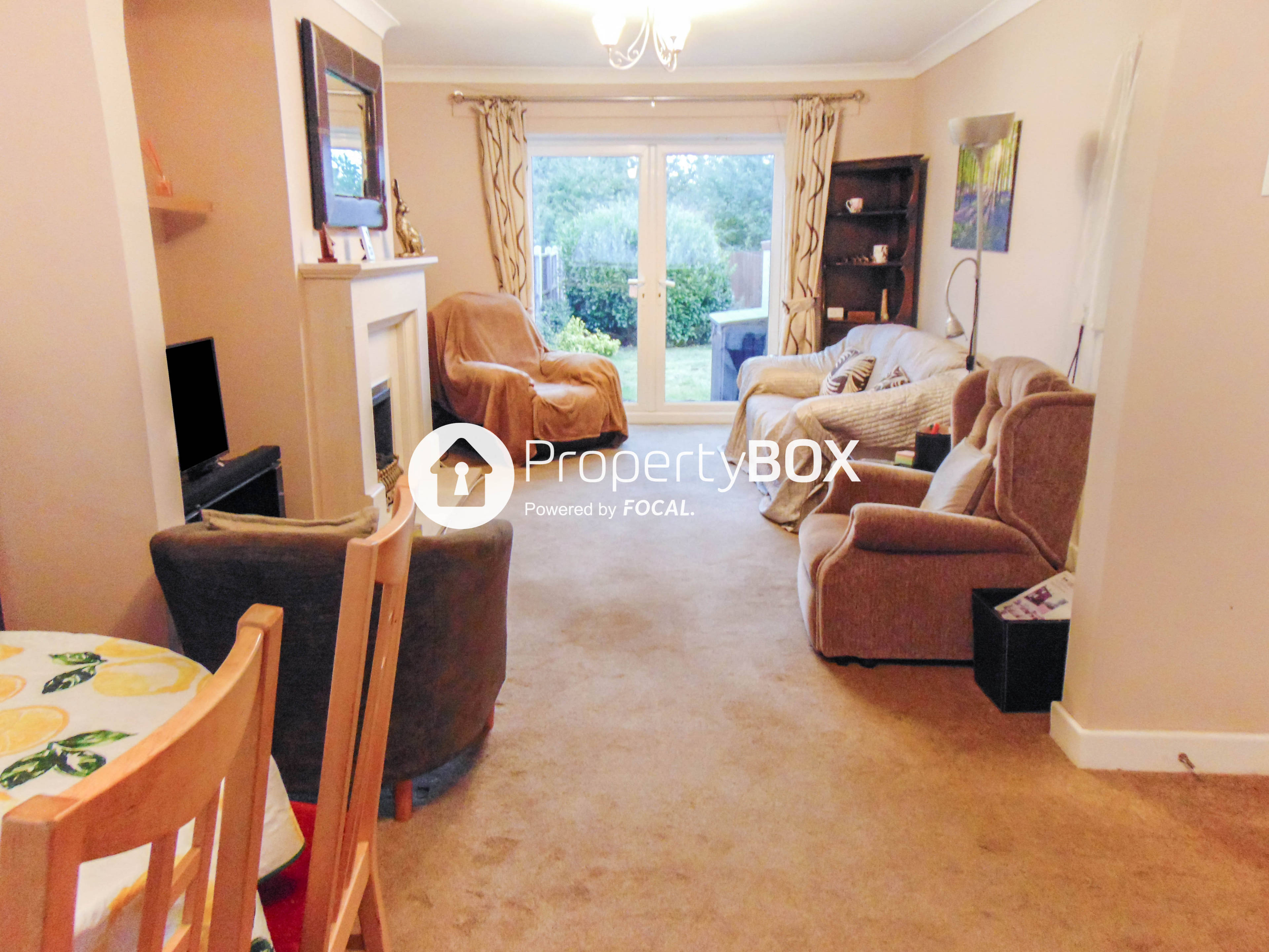 Lounge/Dining Room