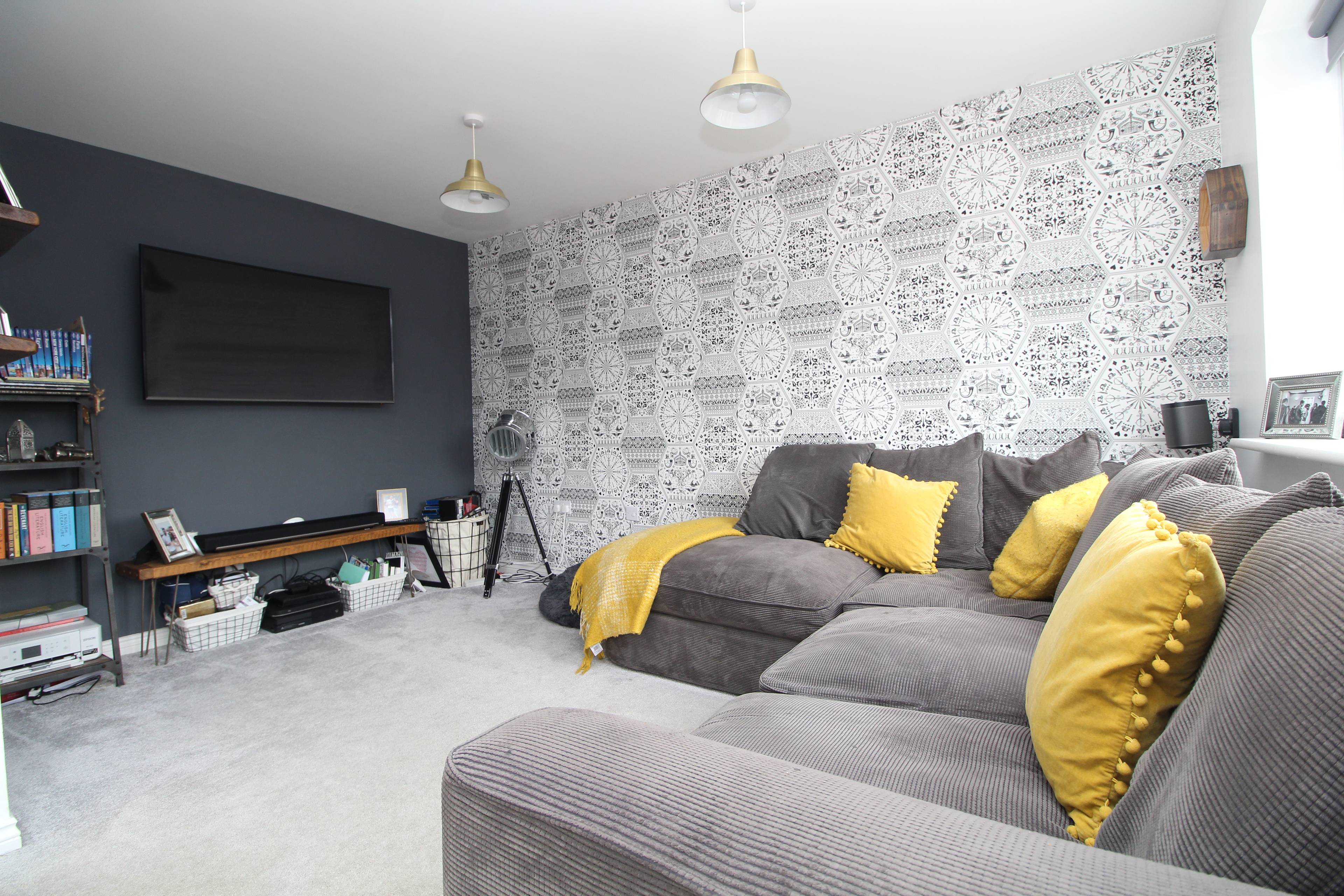 Bedroom/Lounge