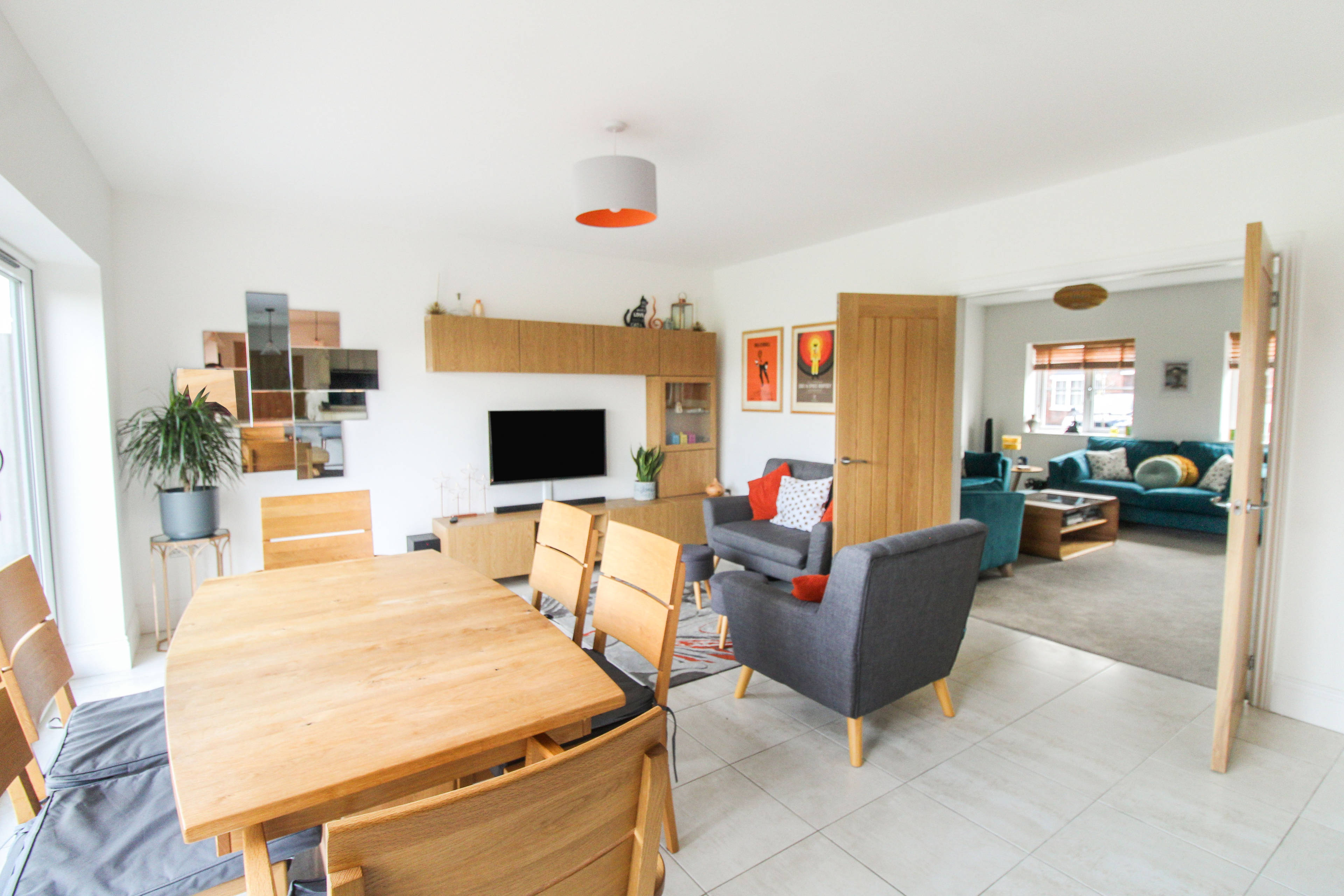 Kitchen/Dining Room