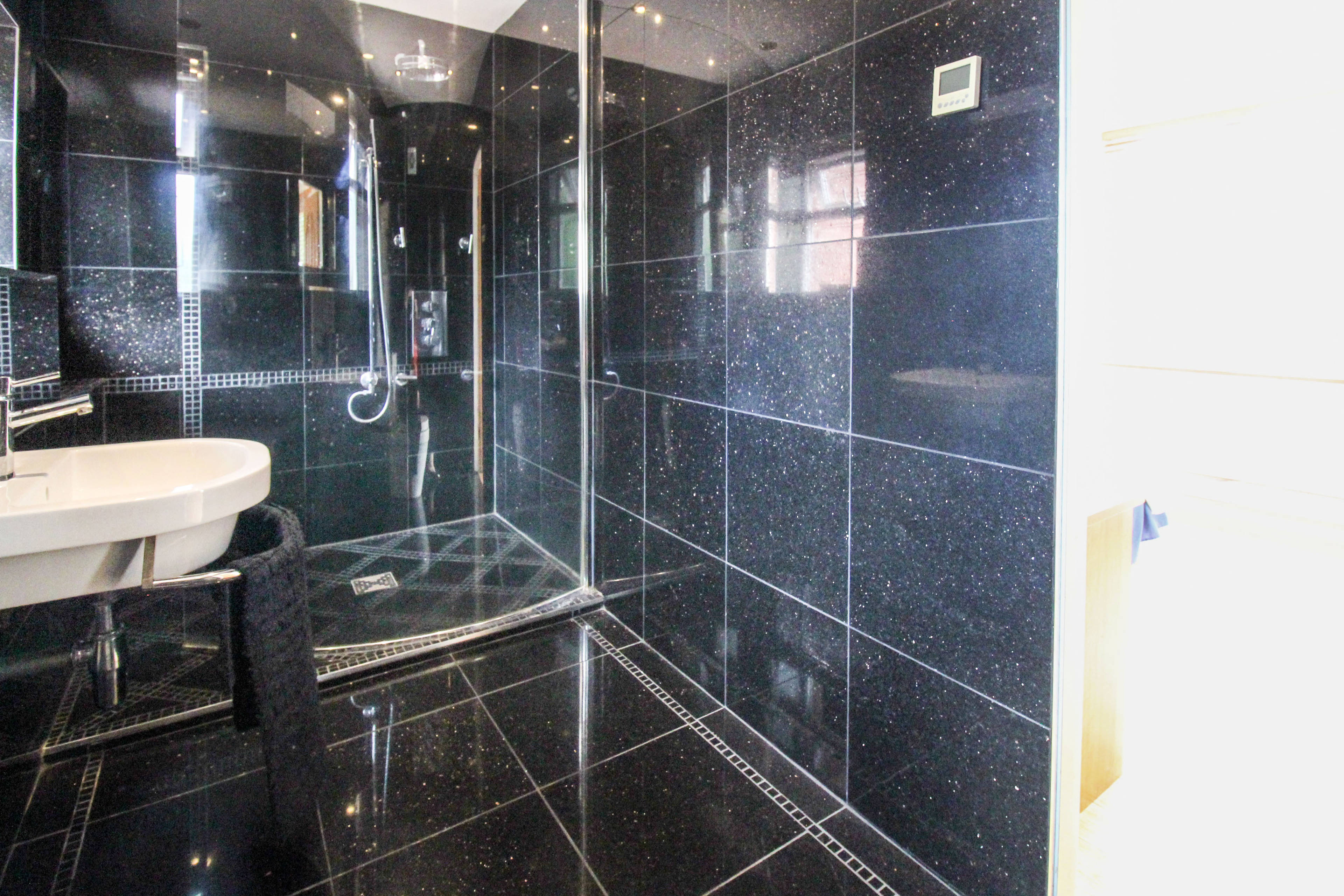 En-suite One