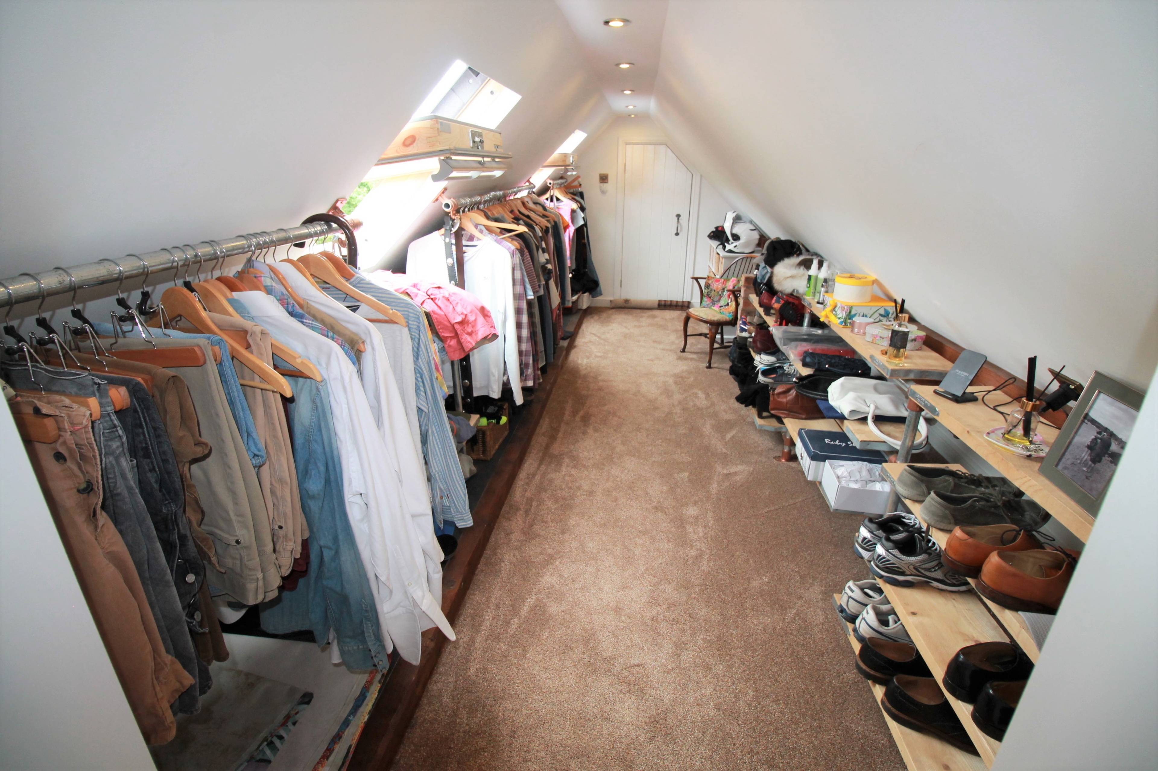 Walk-in Wardrobe