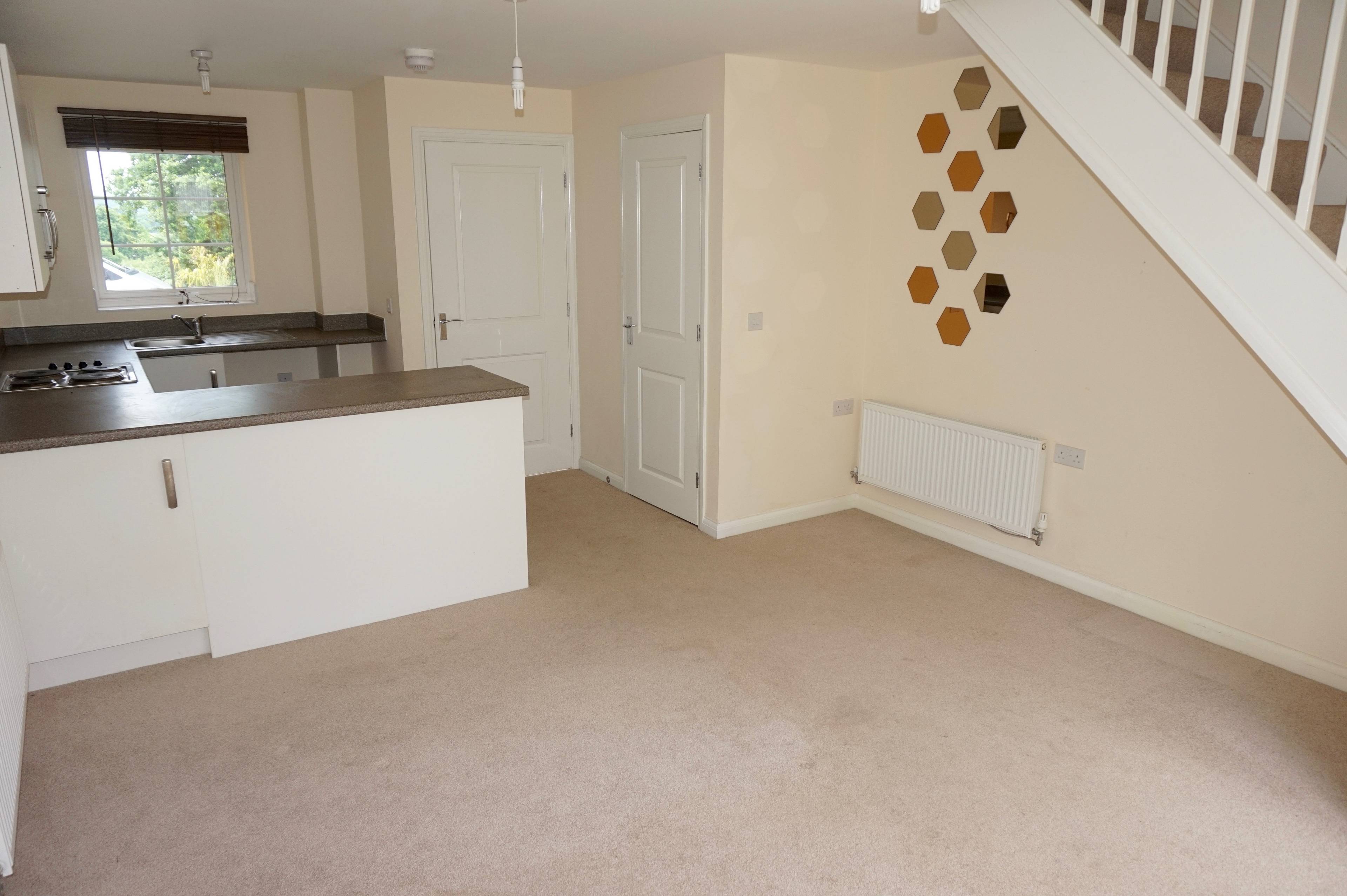 Lounge / Kitchen