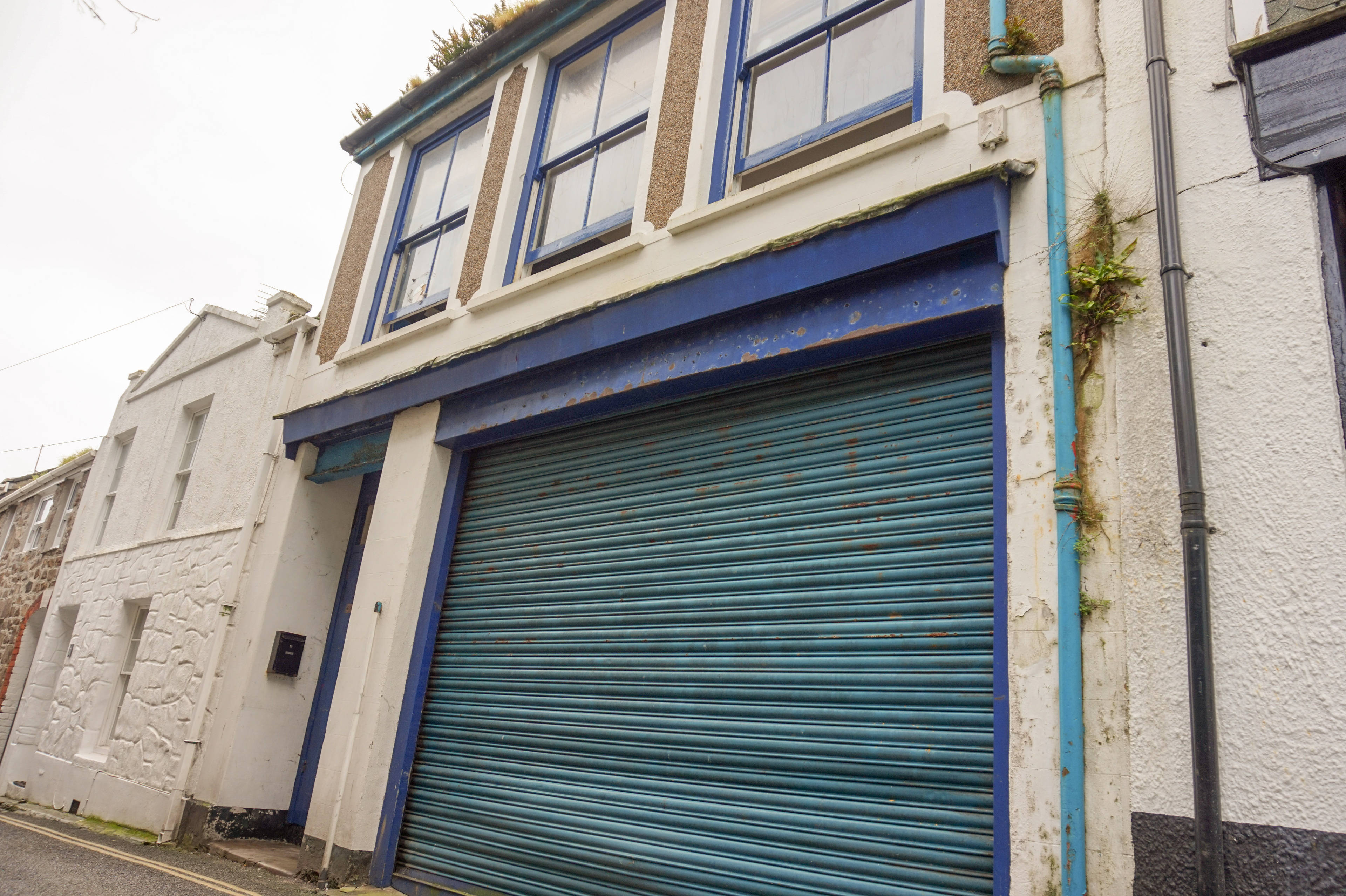Integral Garage