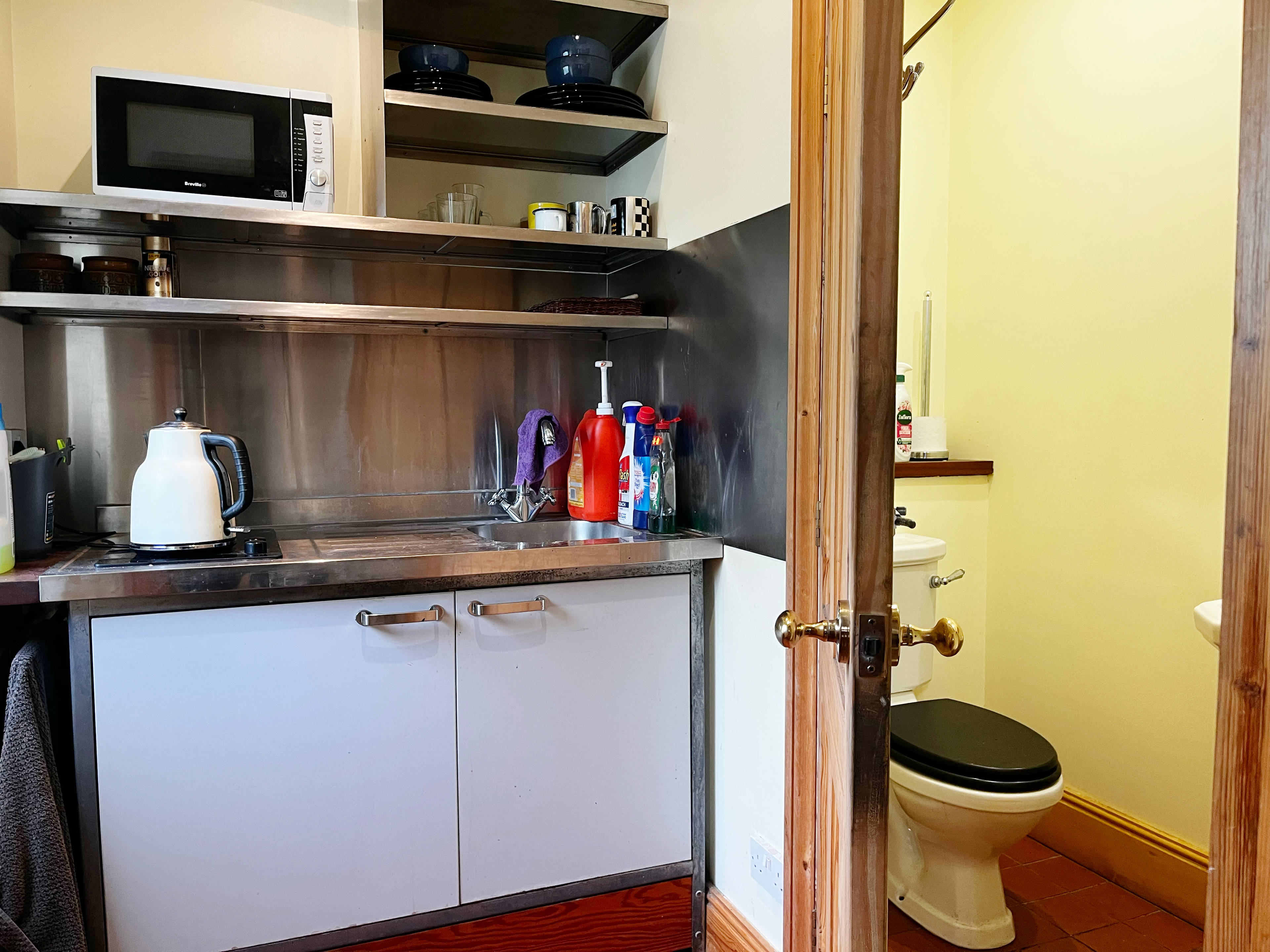 Kitchenette