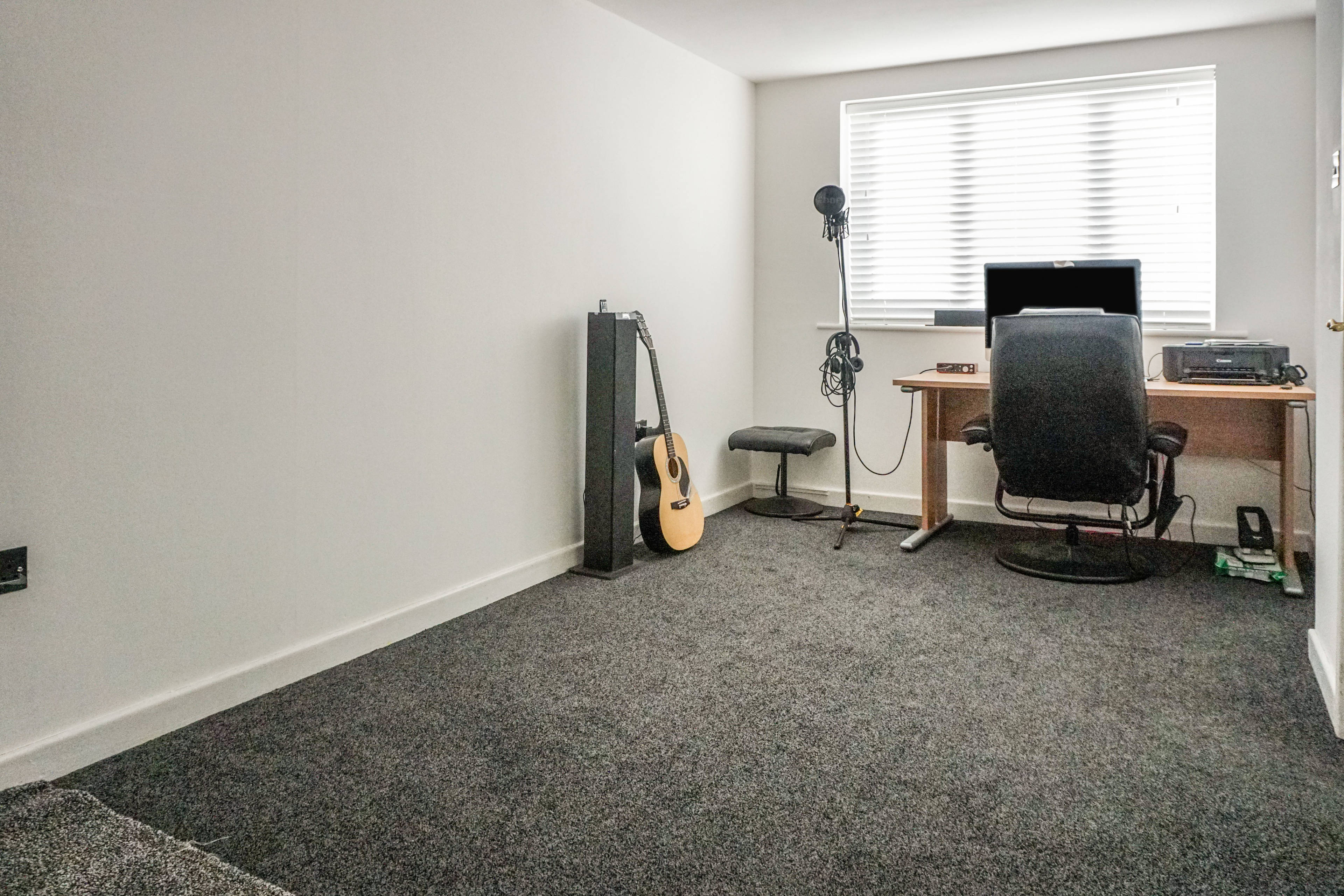 Family / Cinema Room