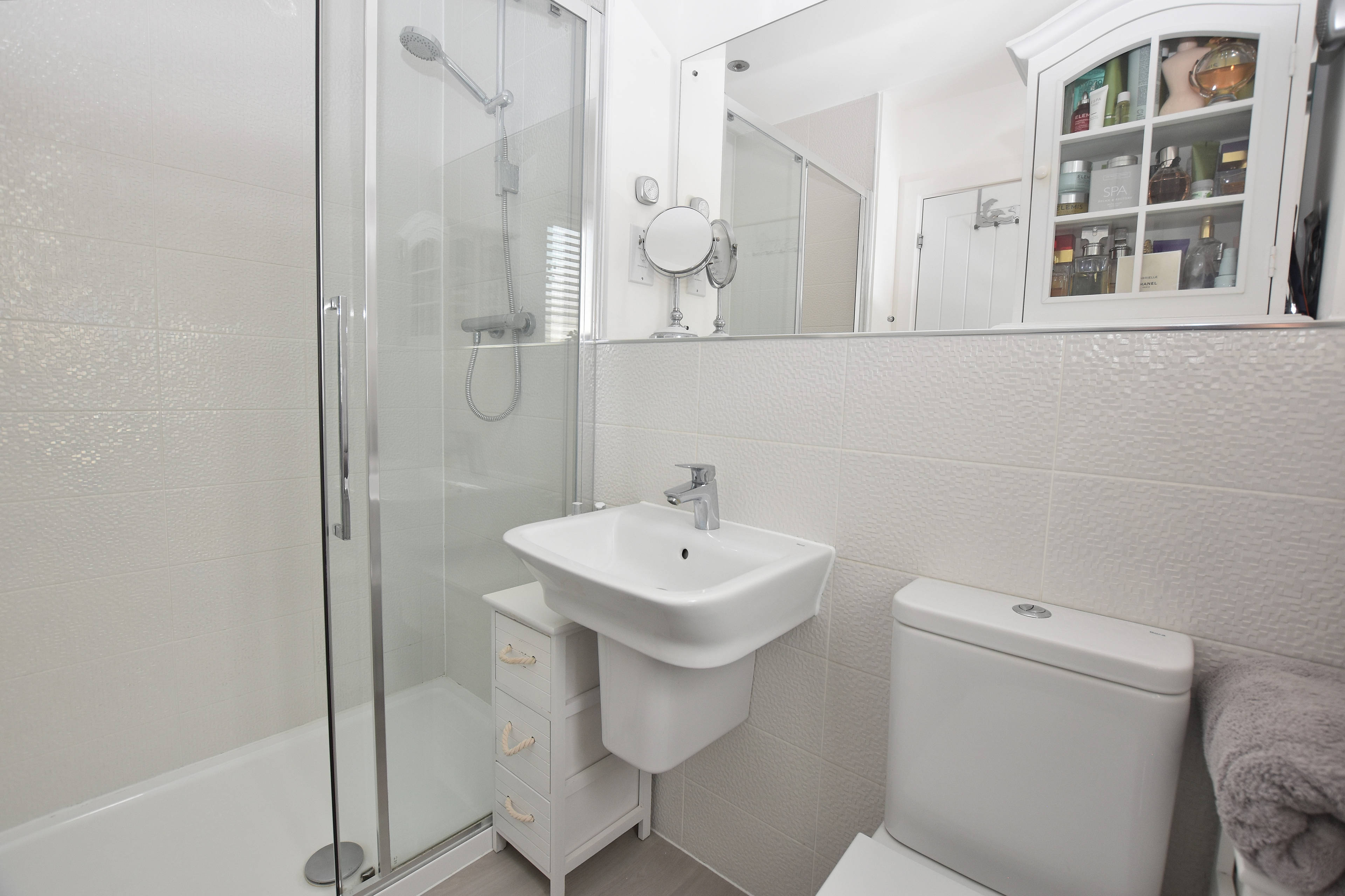 En-suite One