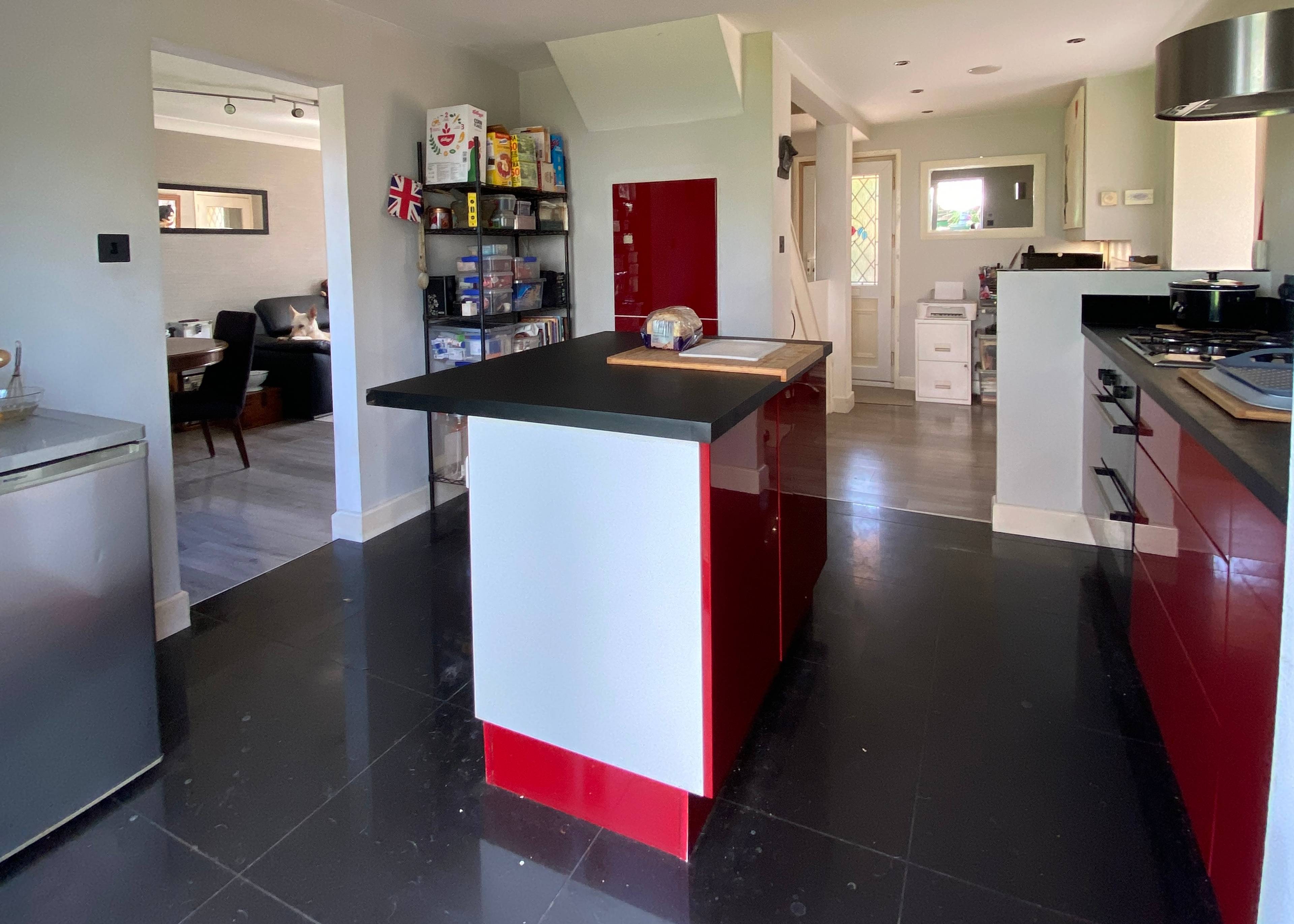 Kitchen/Breakfast