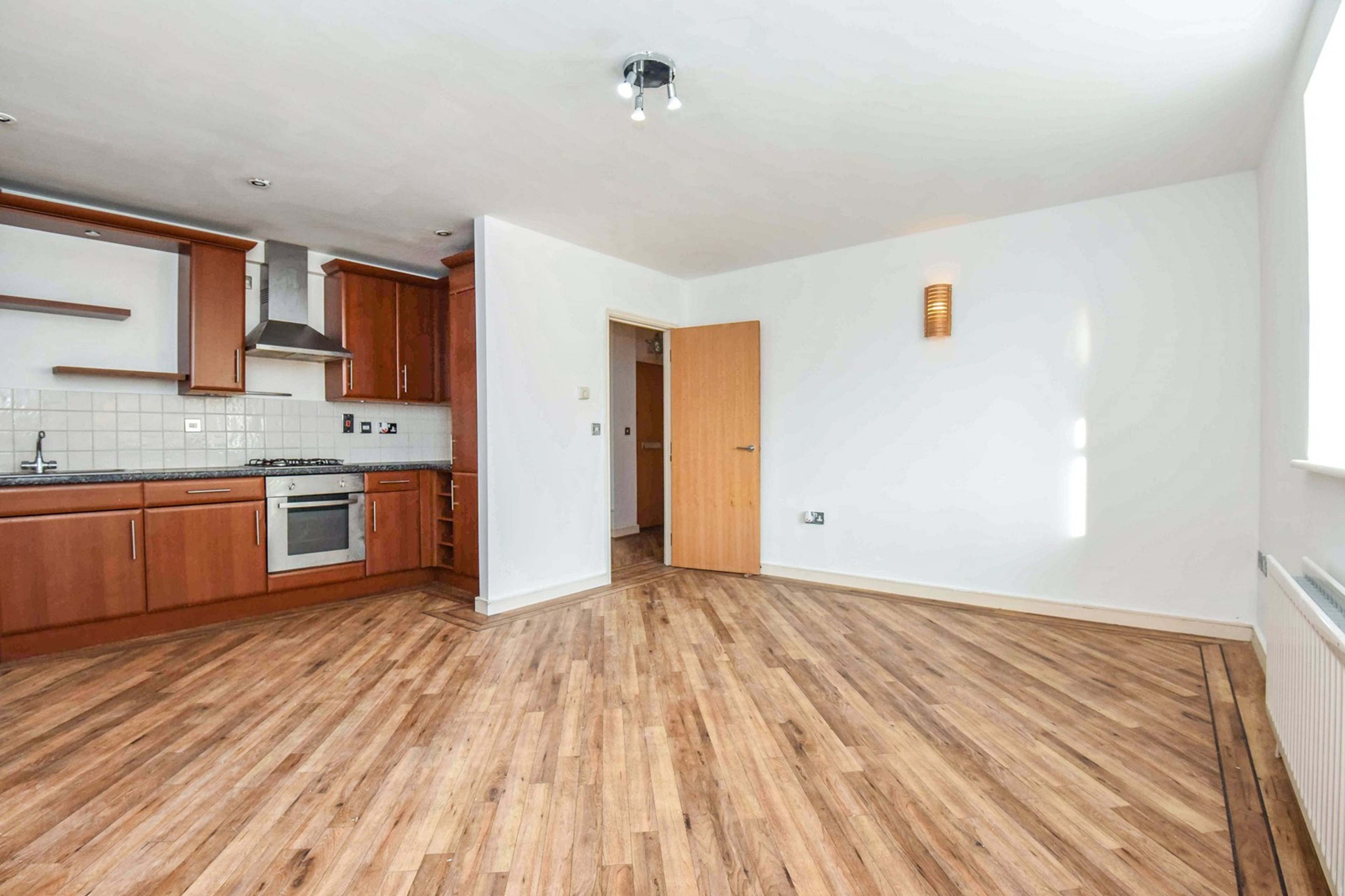 Lounge / Kitchen