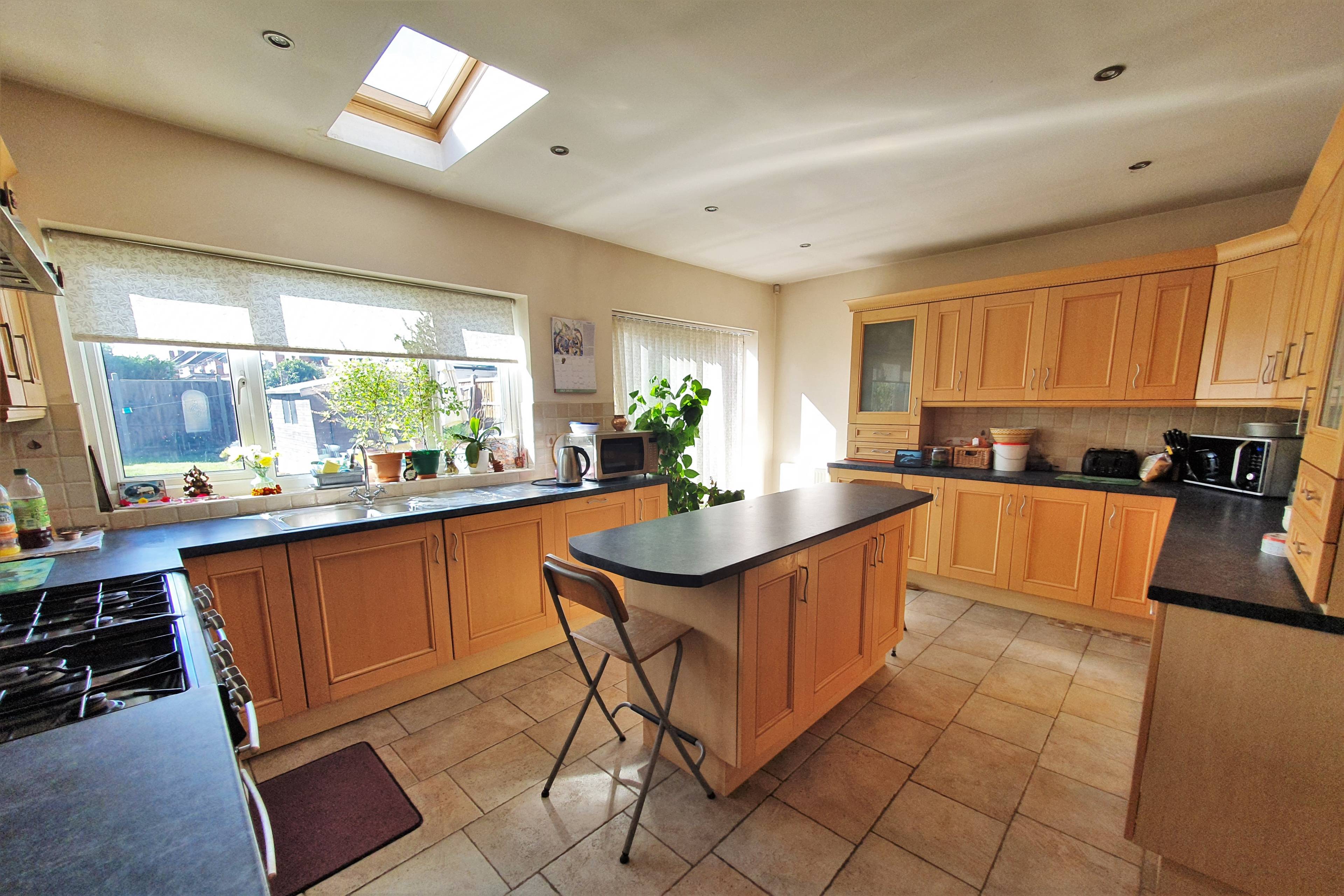 Kitchen/Breakfast