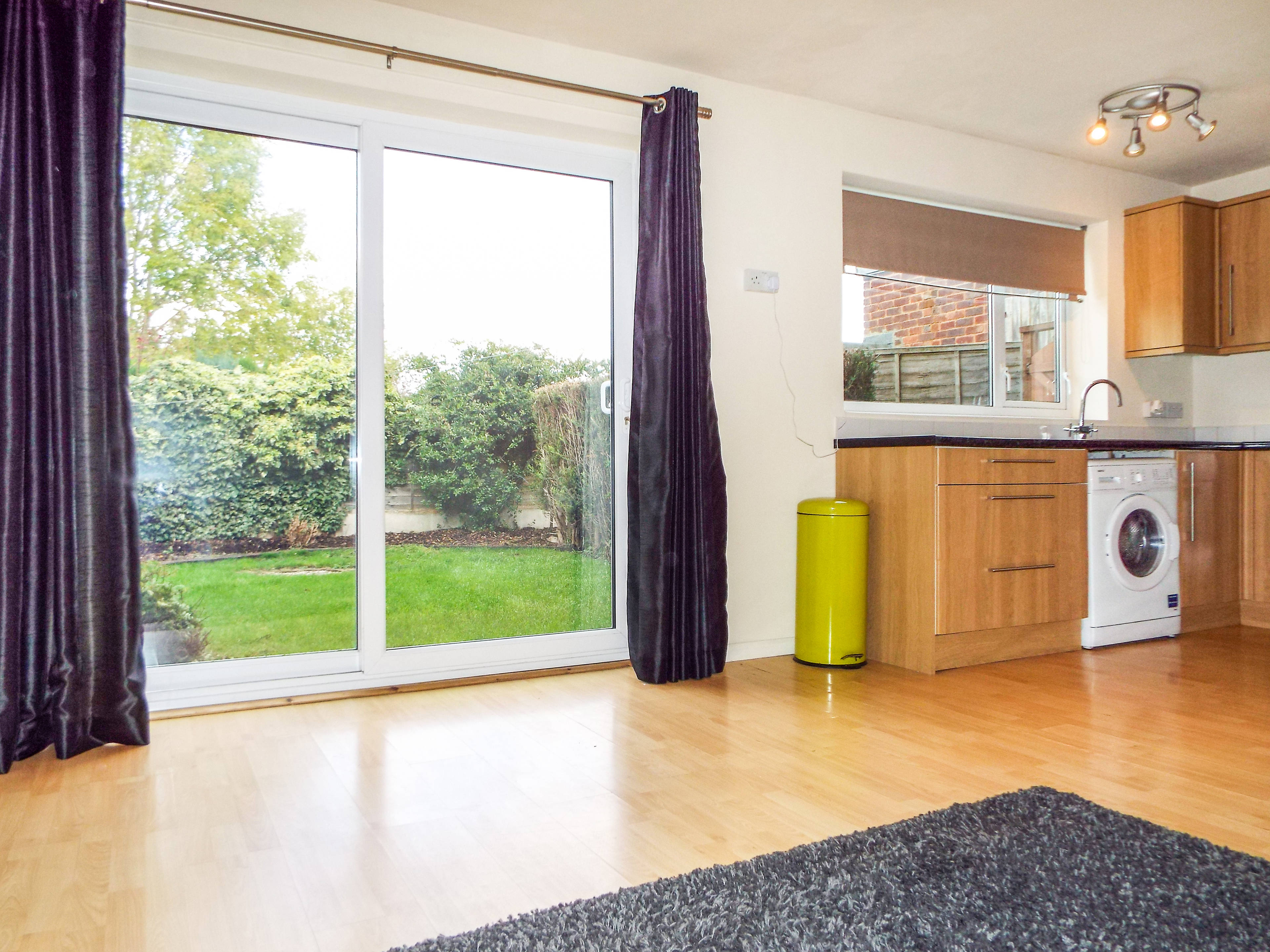 Lounge / Kitchen