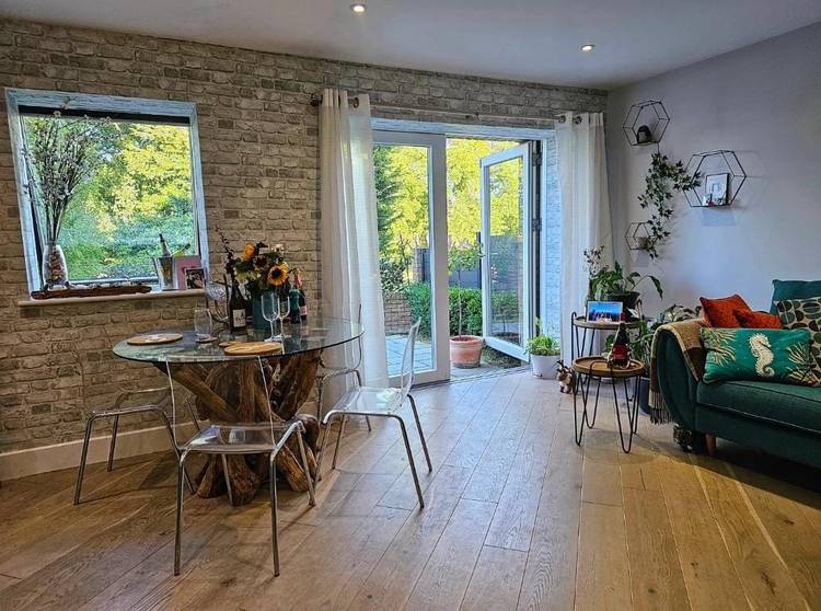 1 bedroom ground floor flat