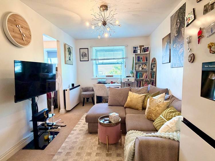 1 bedroom flat