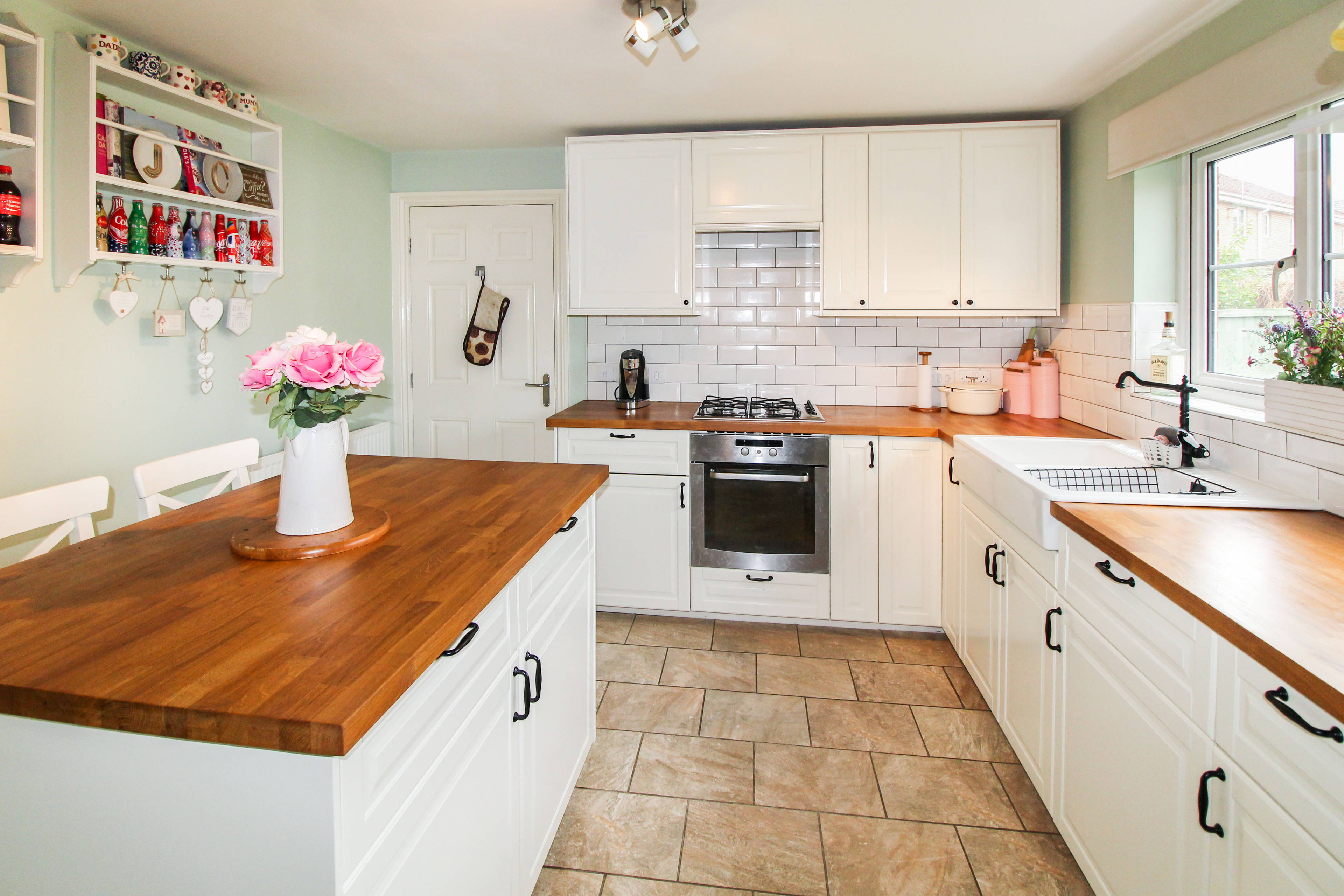 Kitchen/Breakfast
