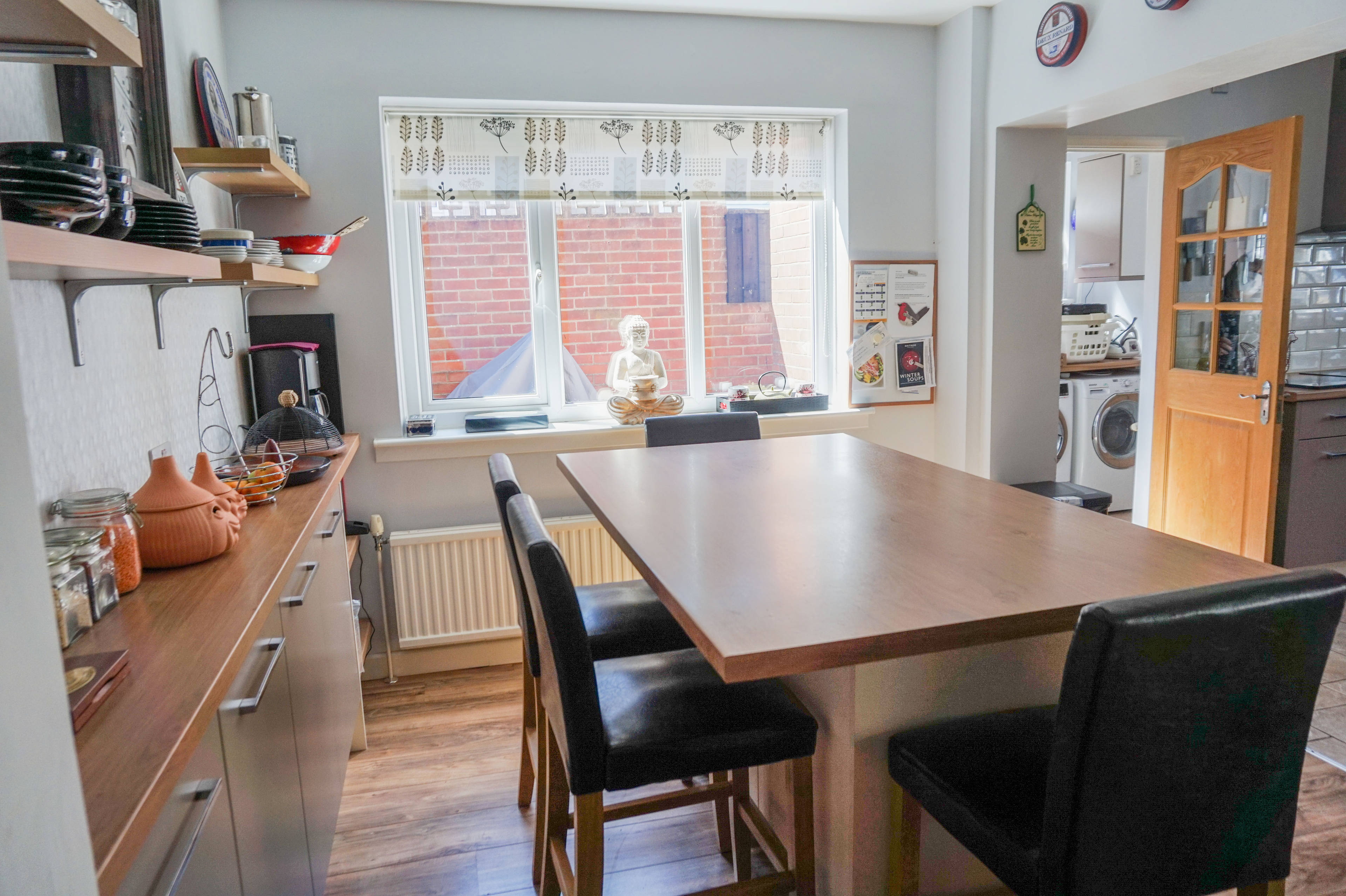 Breakfast Room