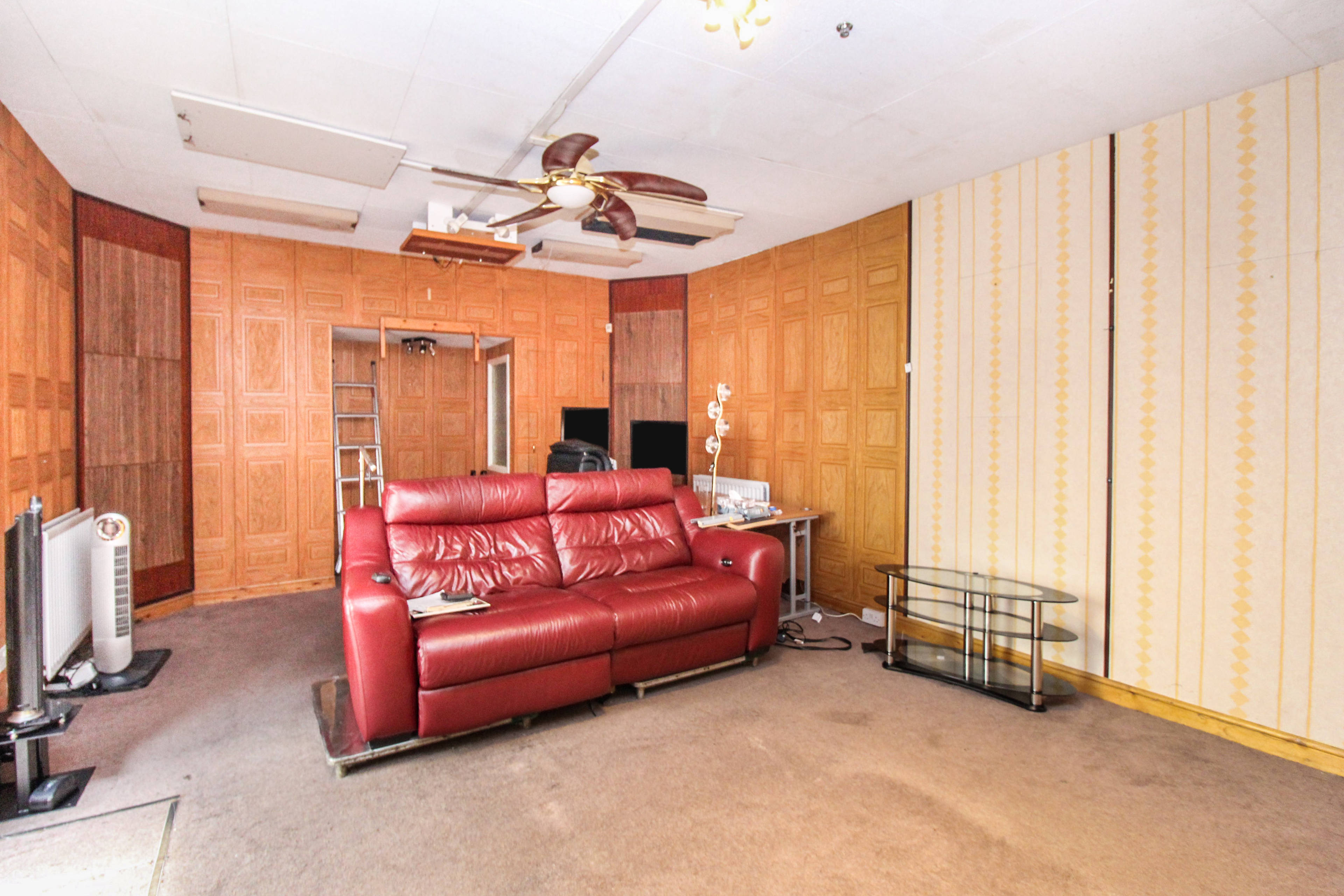 Family / Cinema Room